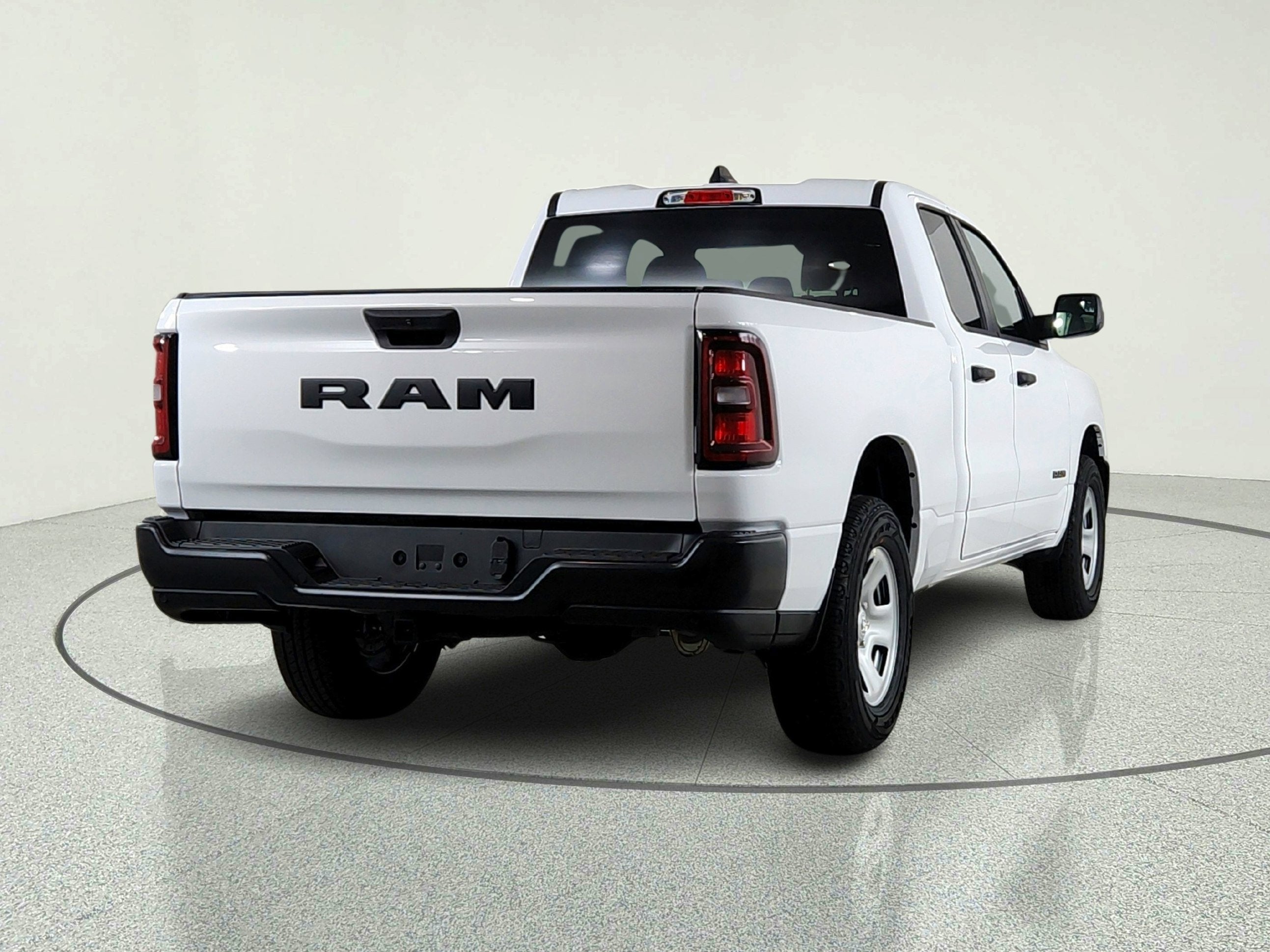 2026 RAM Ram 1500 RAM 1500 TRADESMAN QUAD CAB 4X2 (140 IN WB 6 FT 4 IN BOX)