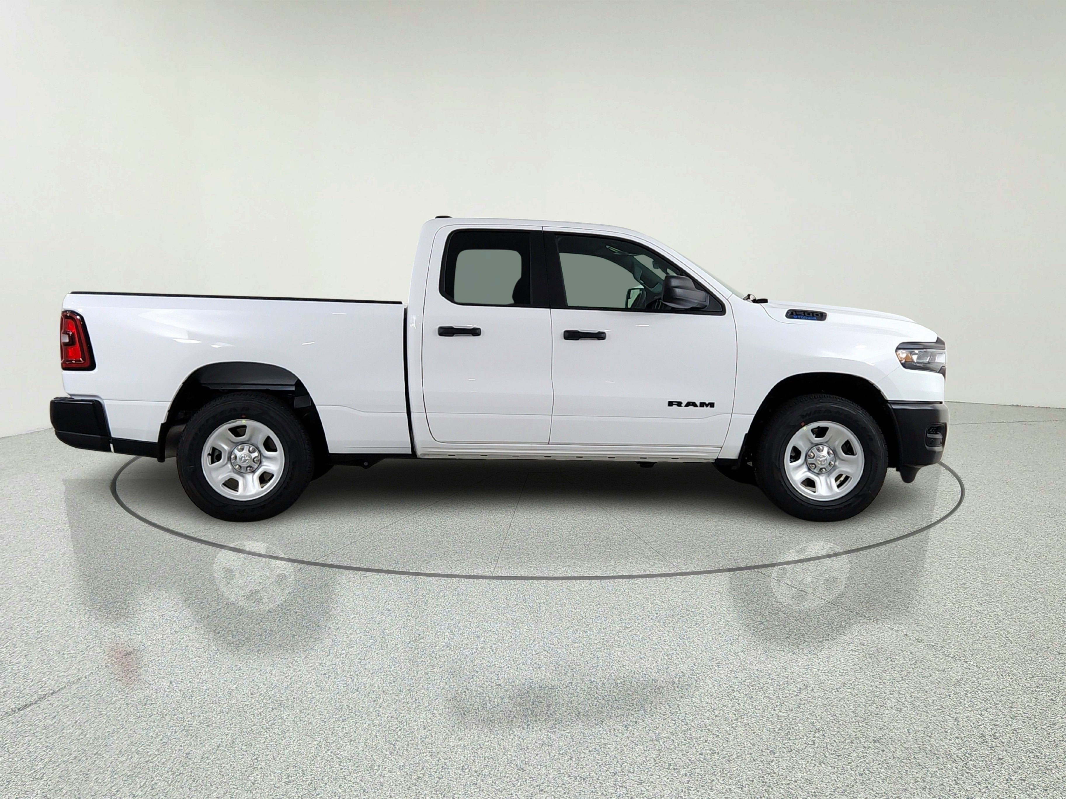 2026 RAM Ram 1500 RAM 1500 TRADESMAN QUAD CAB 4X2 (140 IN WB 6 FT 4 IN BOX)