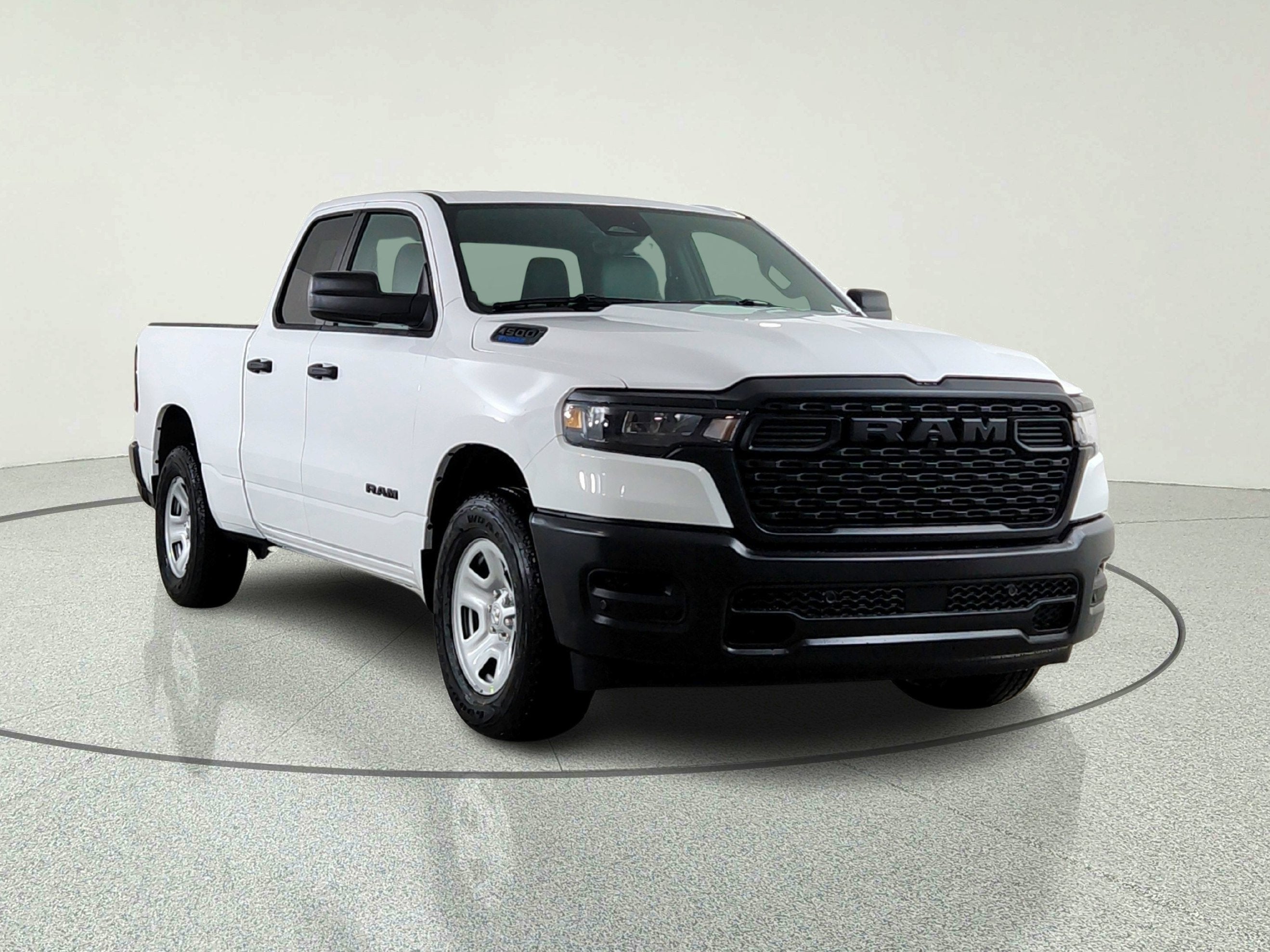2026 RAM Ram 1500 RAM 1500 TRADESMAN QUAD CAB 4X2 (140 IN WB 6 FT 4 IN BOX)