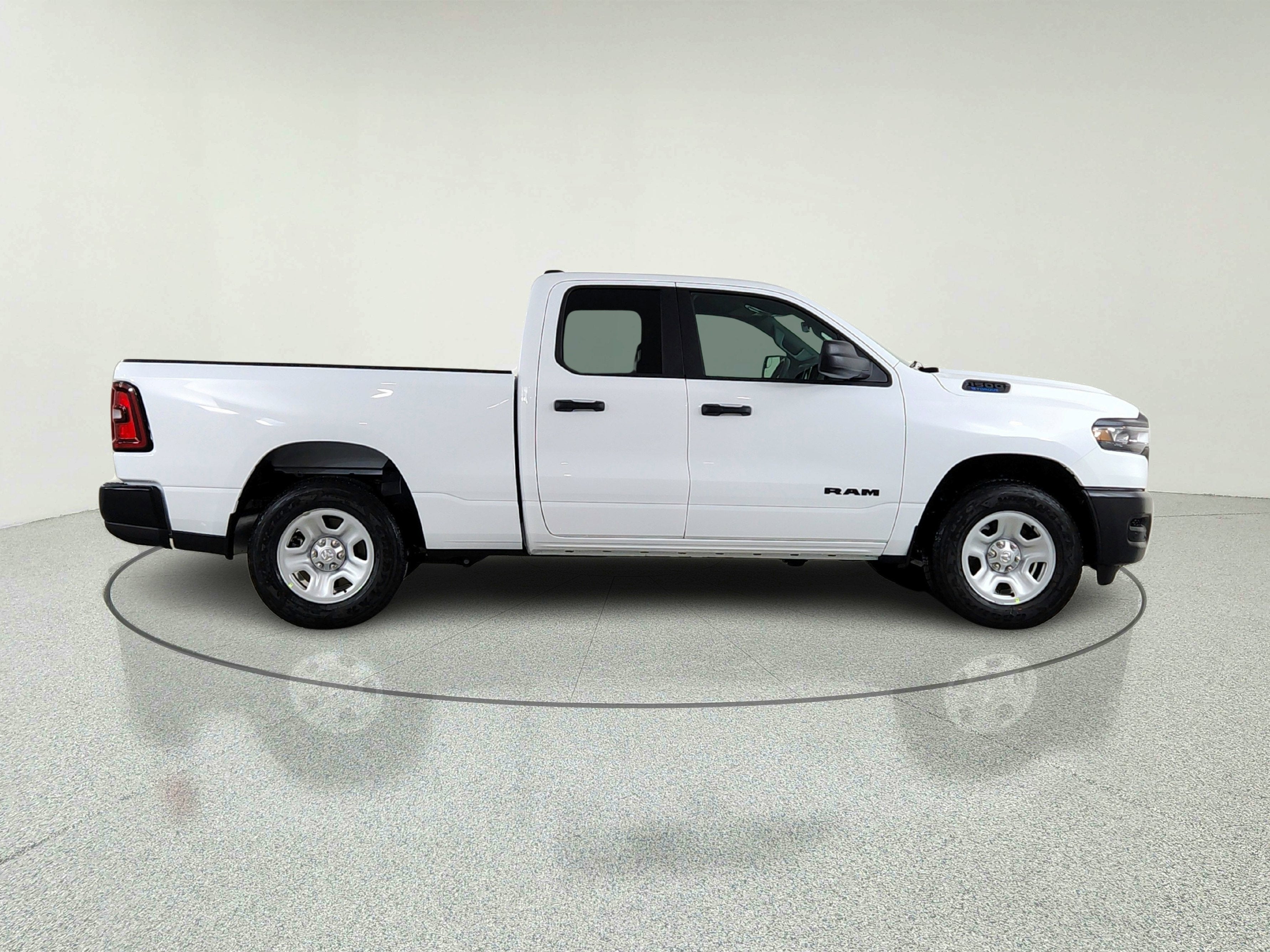 2026 RAM Ram 1500 RAM 1500 TRADESMAN QUAD CAB 4X2 (140 IN WB 6 FT 4 IN BOX)