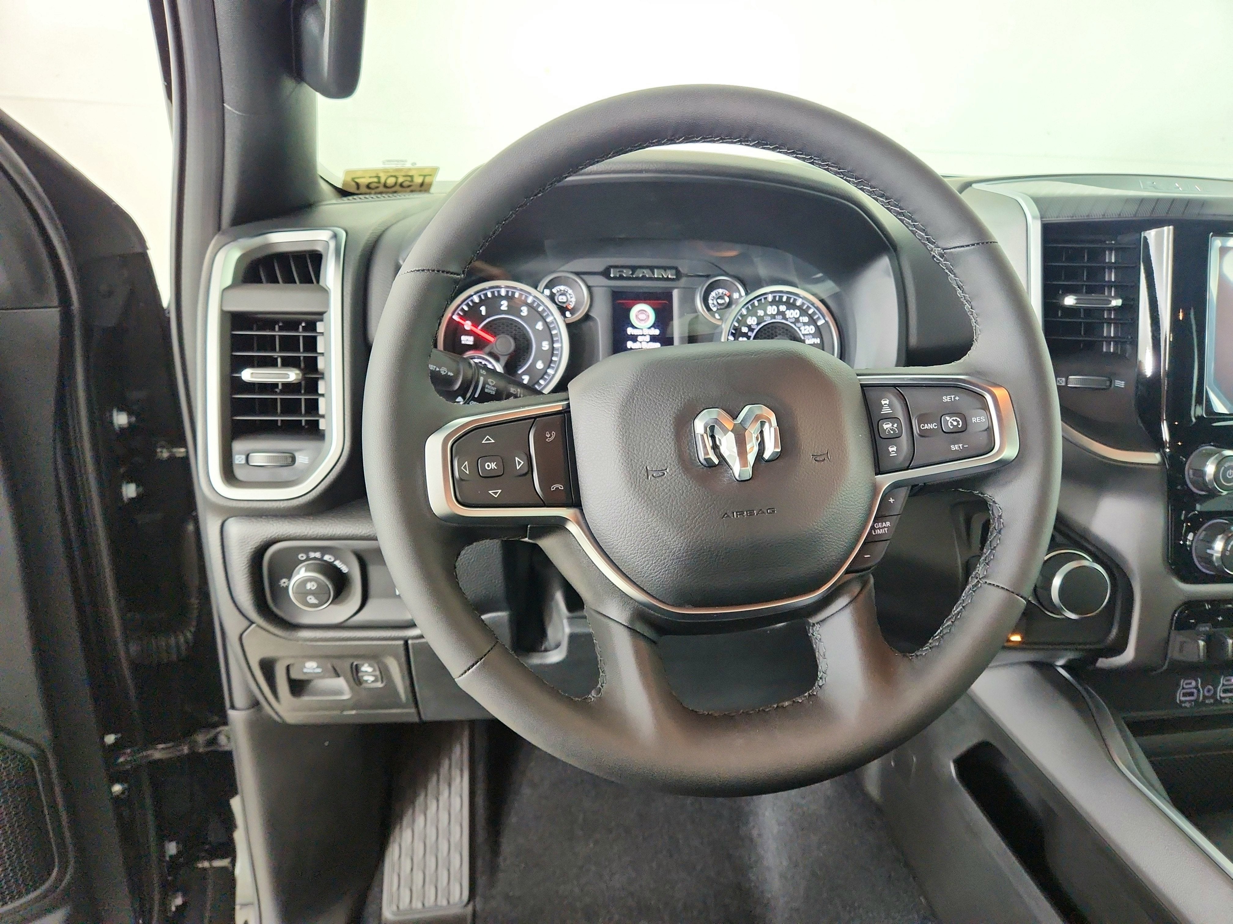 2026 RAM Ram 1500 RAM 1500 BIGHORN/LONESTAR CREW 4X4 (144.5 IN WB 5 FT 7 IN BOX)