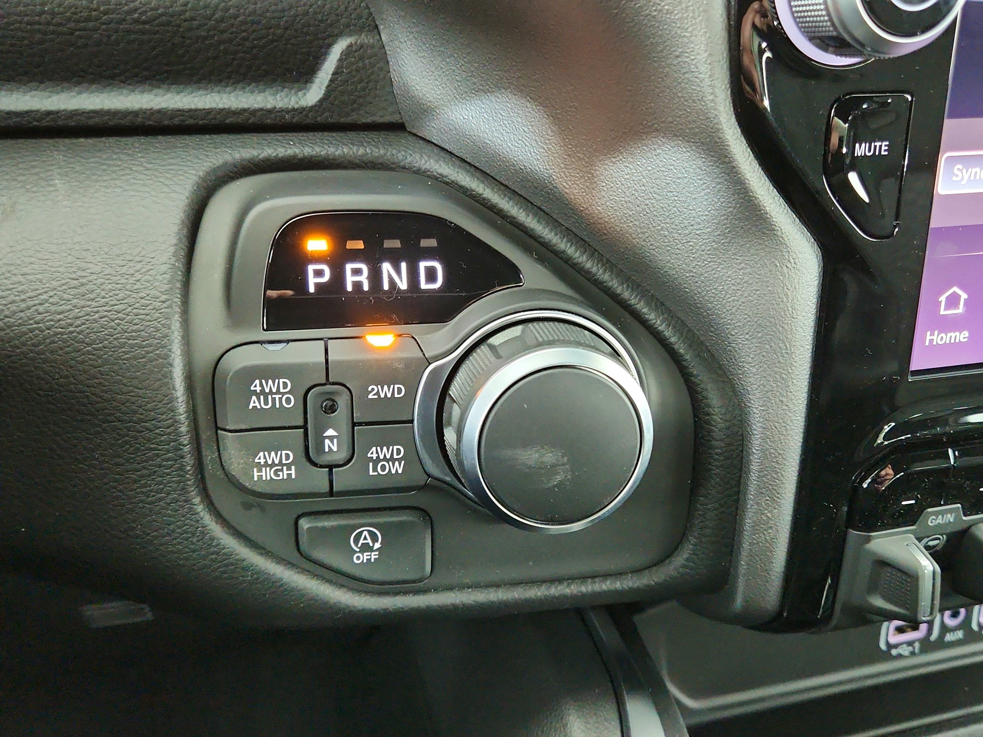 2026 RAM Ram 1500 RAM 1500 BIGHORN/LONESTAR CREW 4X4 (144.5 IN WB 5 FT 7 IN BOX)