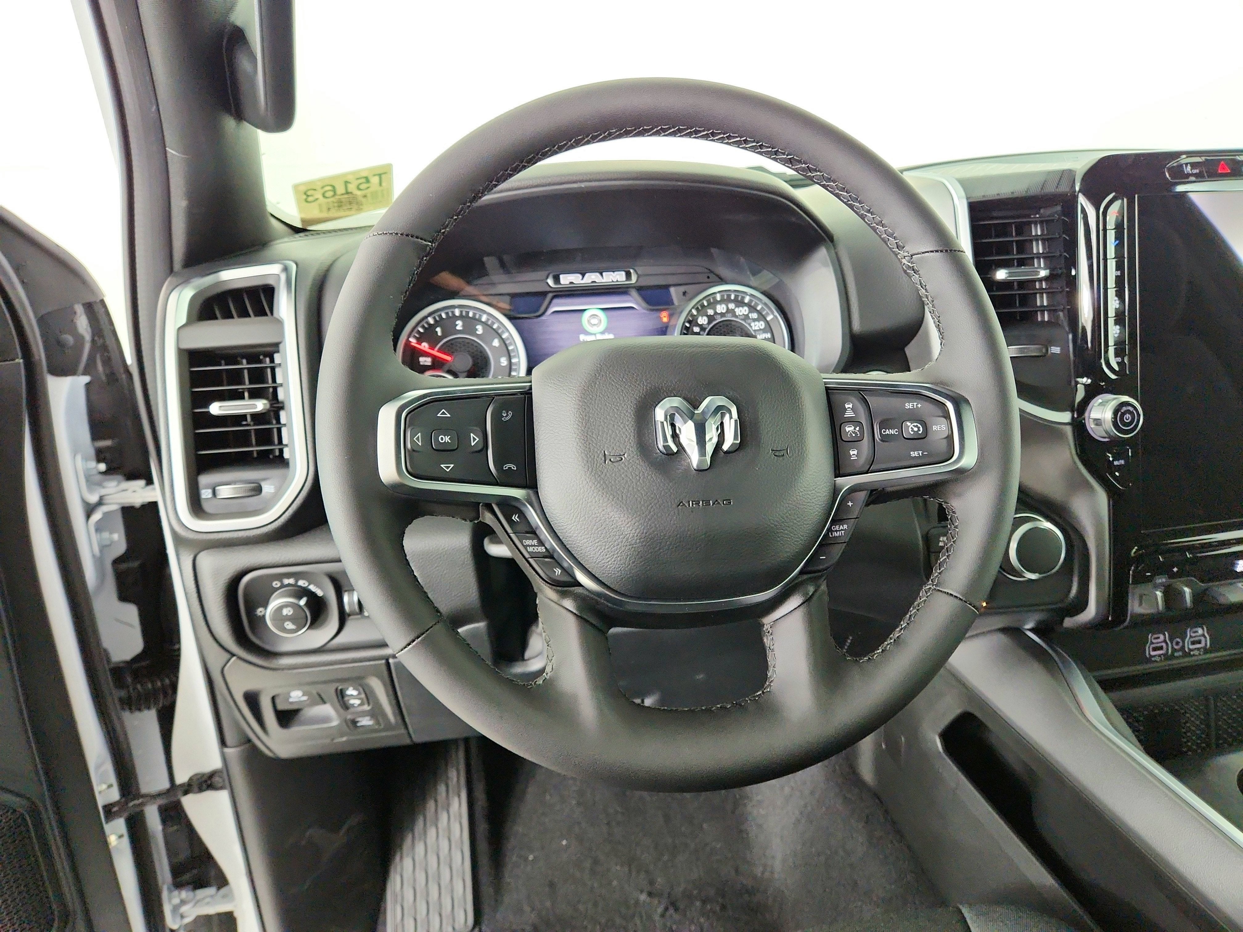 2026 RAM Ram 1500 RAM 1500 BIGHORN/LONESTAR CREW 4X4 (144.5 IN WB 5 FT 7 IN BOX)