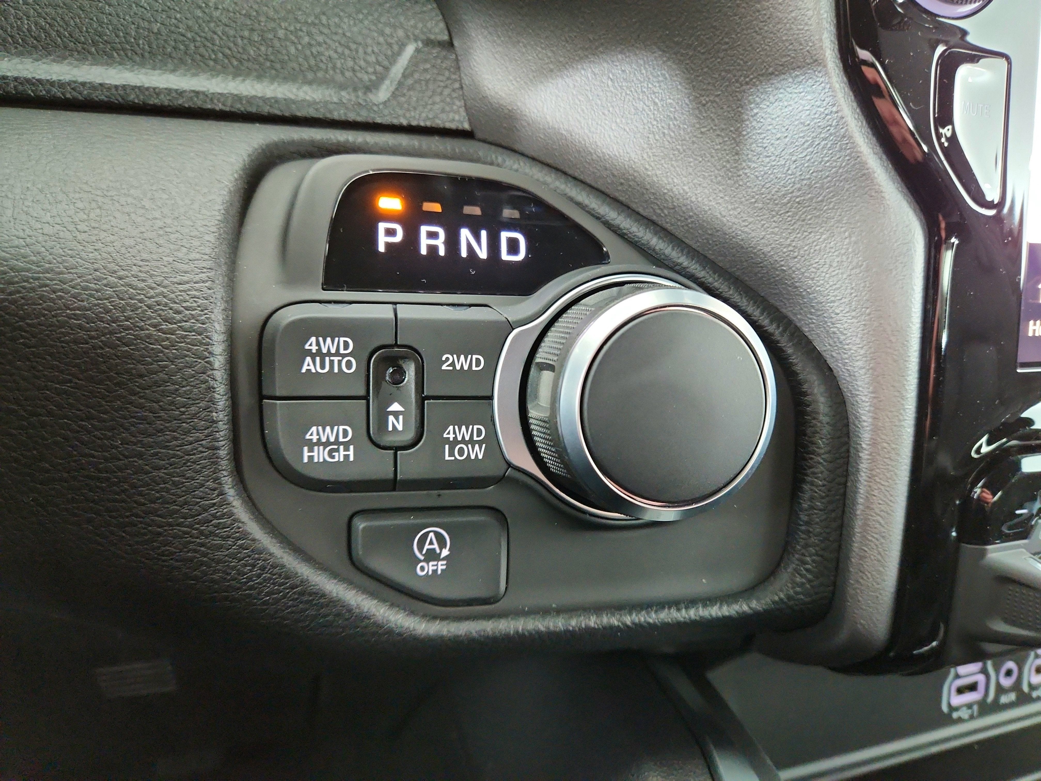 2026 RAM Ram 1500 RAM 1500 BIGHORN/LONESTAR CREW 4X4 (144.5 IN WB 5 FT 7 IN BOX)