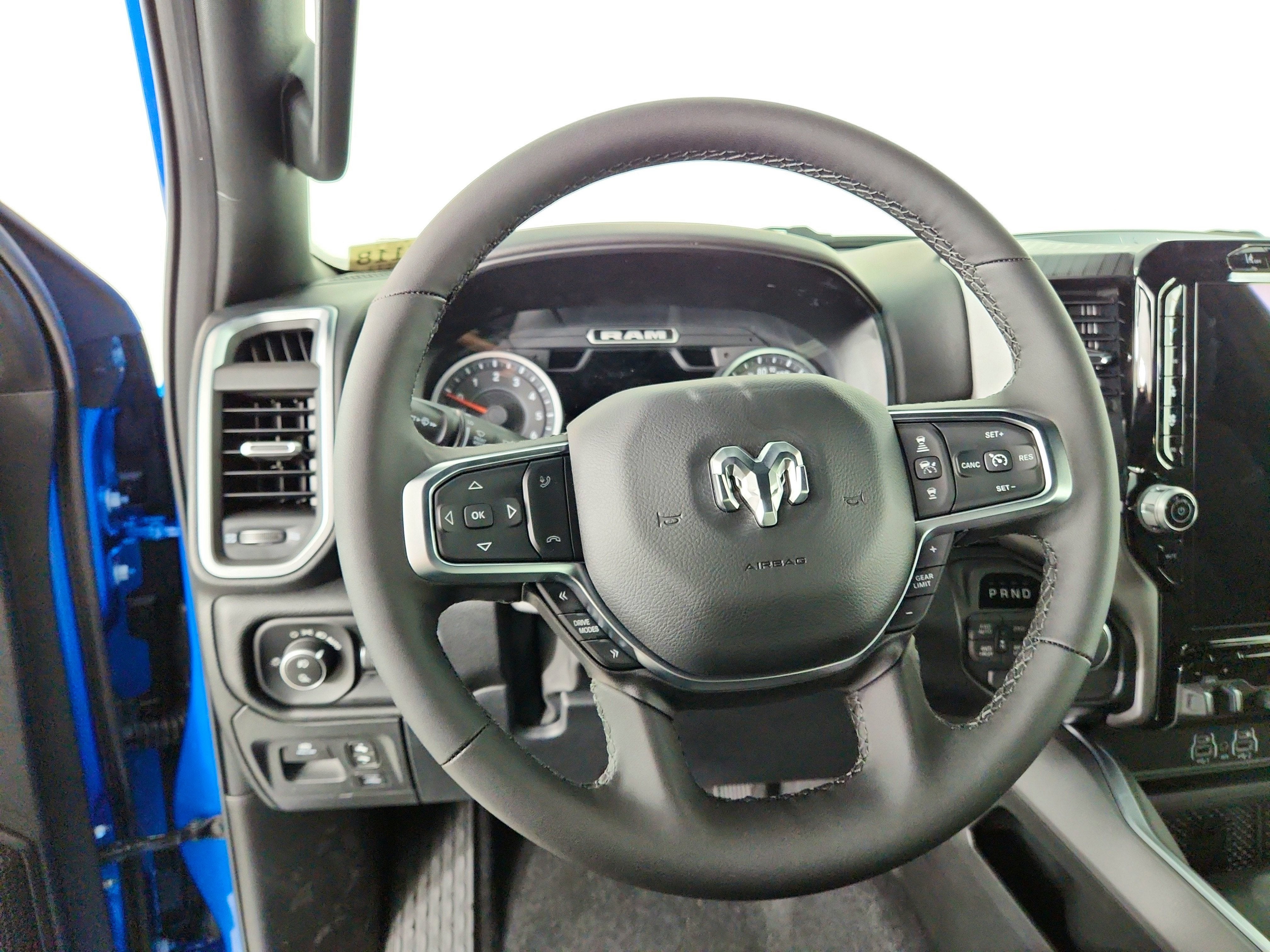 2026 RAM Ram 1500 RAM 1500 BIGHORN/LONESTAR CREW 4X4 (144.5 IN WB 5 FT 7 IN BOX)