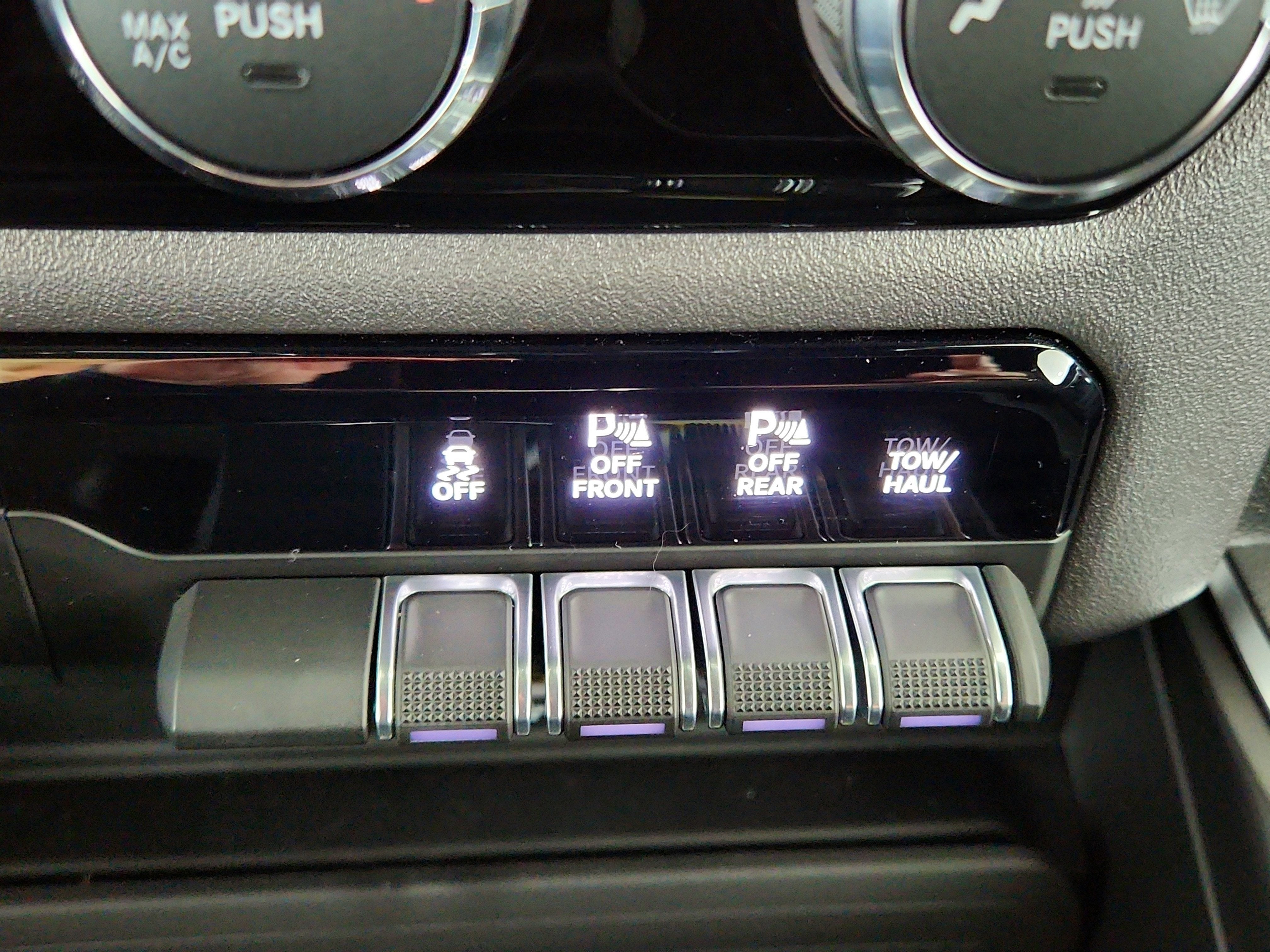 2026 RAM Ram 1500 RAM 1500 BIGHORN/LONESTAR CREW 4X4 (144.5 IN WB 5 FT 7 IN BOX)