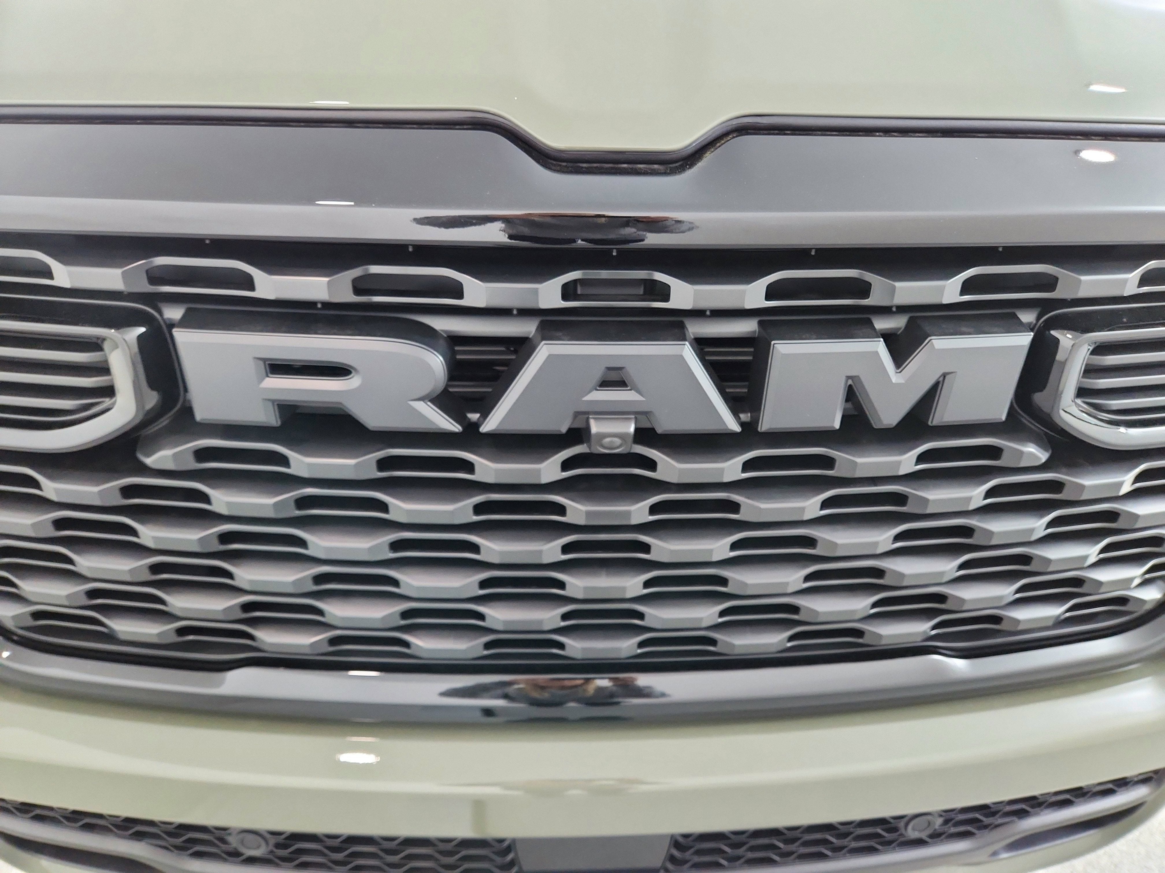 2026 RAM Ram 1500 RAM 1500 BIGHORN/LONESTAR CREW 4X4 (144.5 IN WB 5 FT 7 IN BOX)