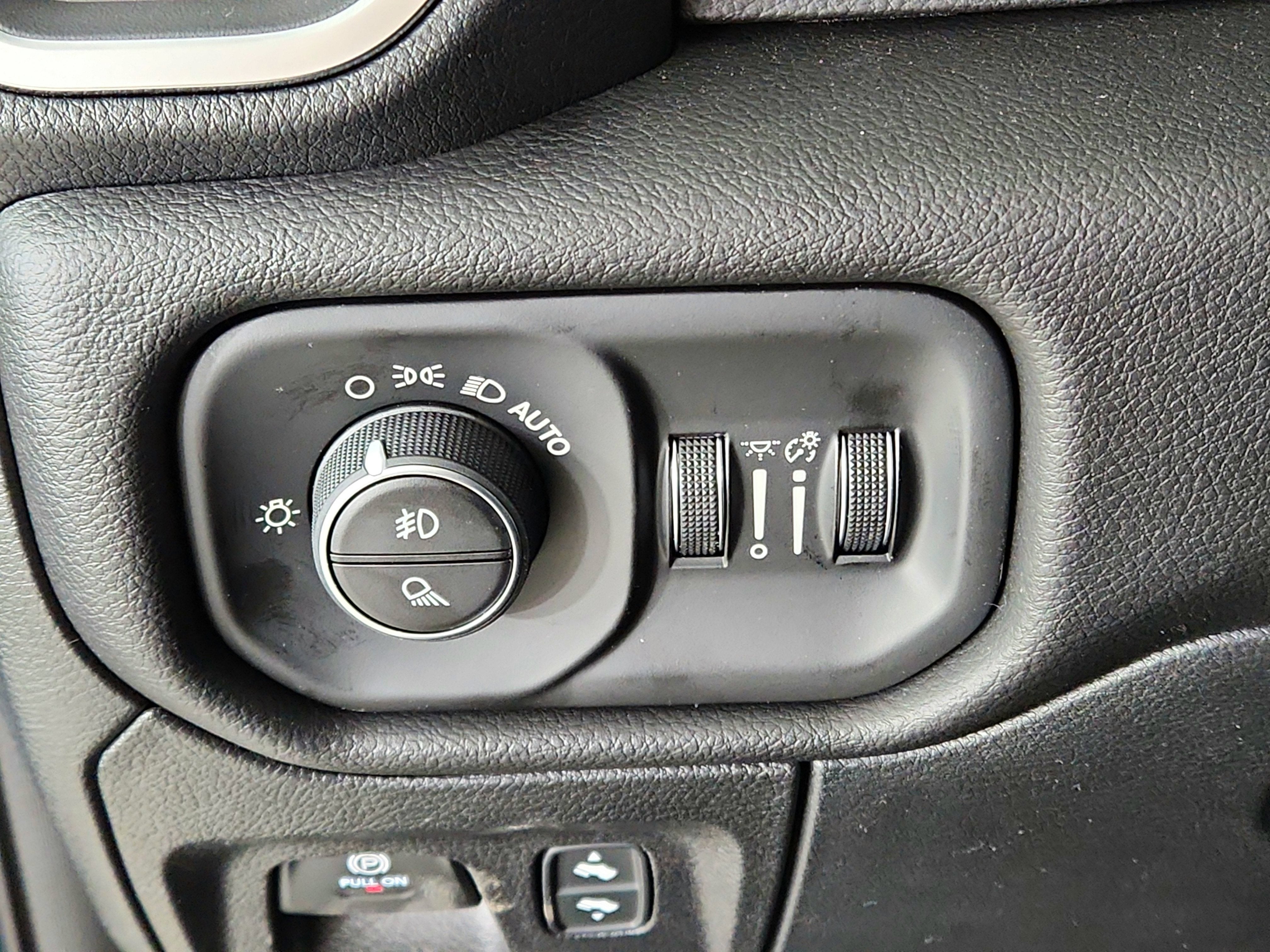 2026 RAM Ram 1500 RAM 1500 BIGHORN/LONESTAR CREW 4X4 (144.5 IN WB 5 FT 7 IN BOX)