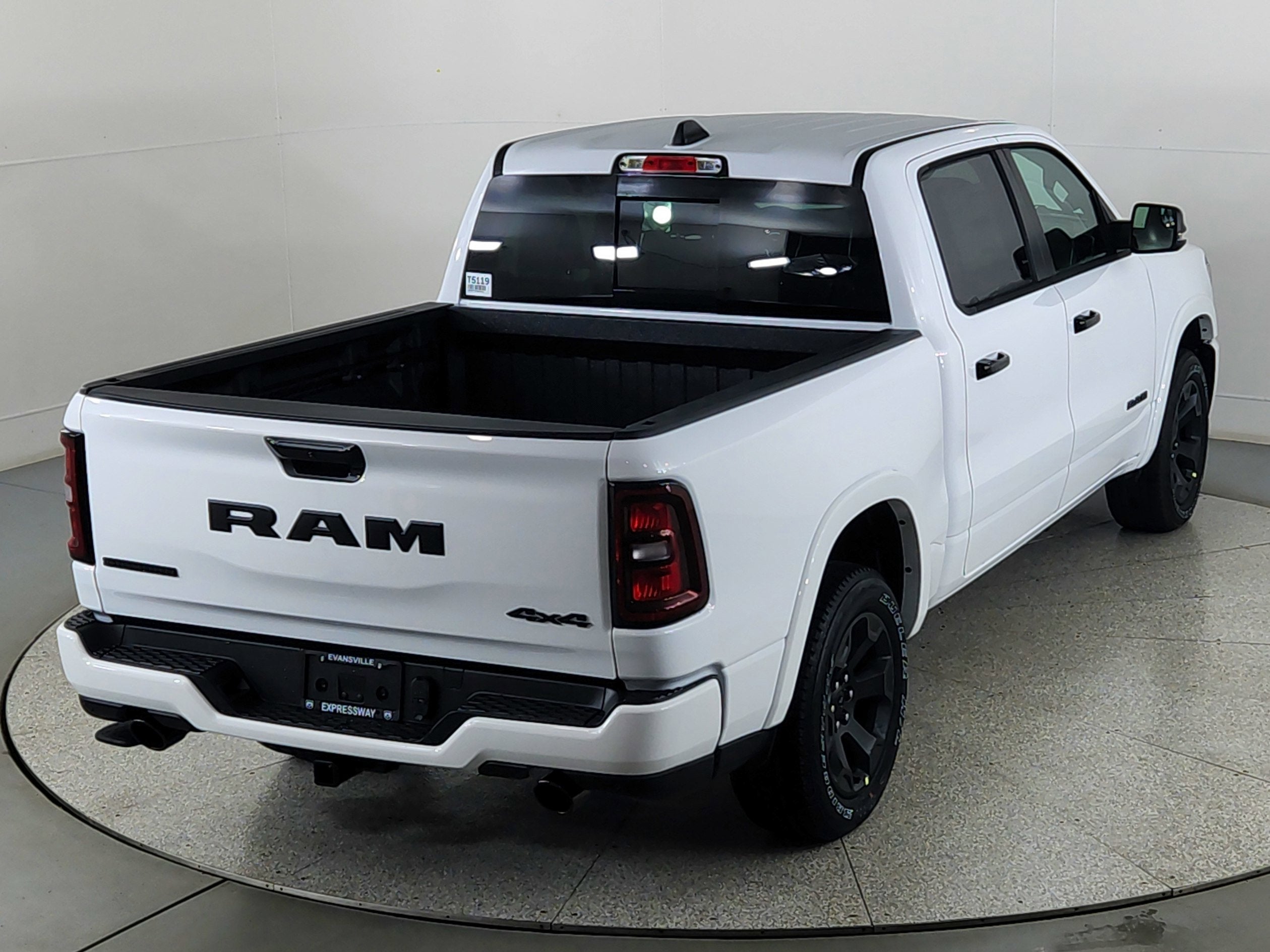 2026 RAM Ram 1500 RAM 1500 BIGHORN/LONESTAR CREW 4X4 (144.5 IN WB 5 FT 7 IN BOX)
