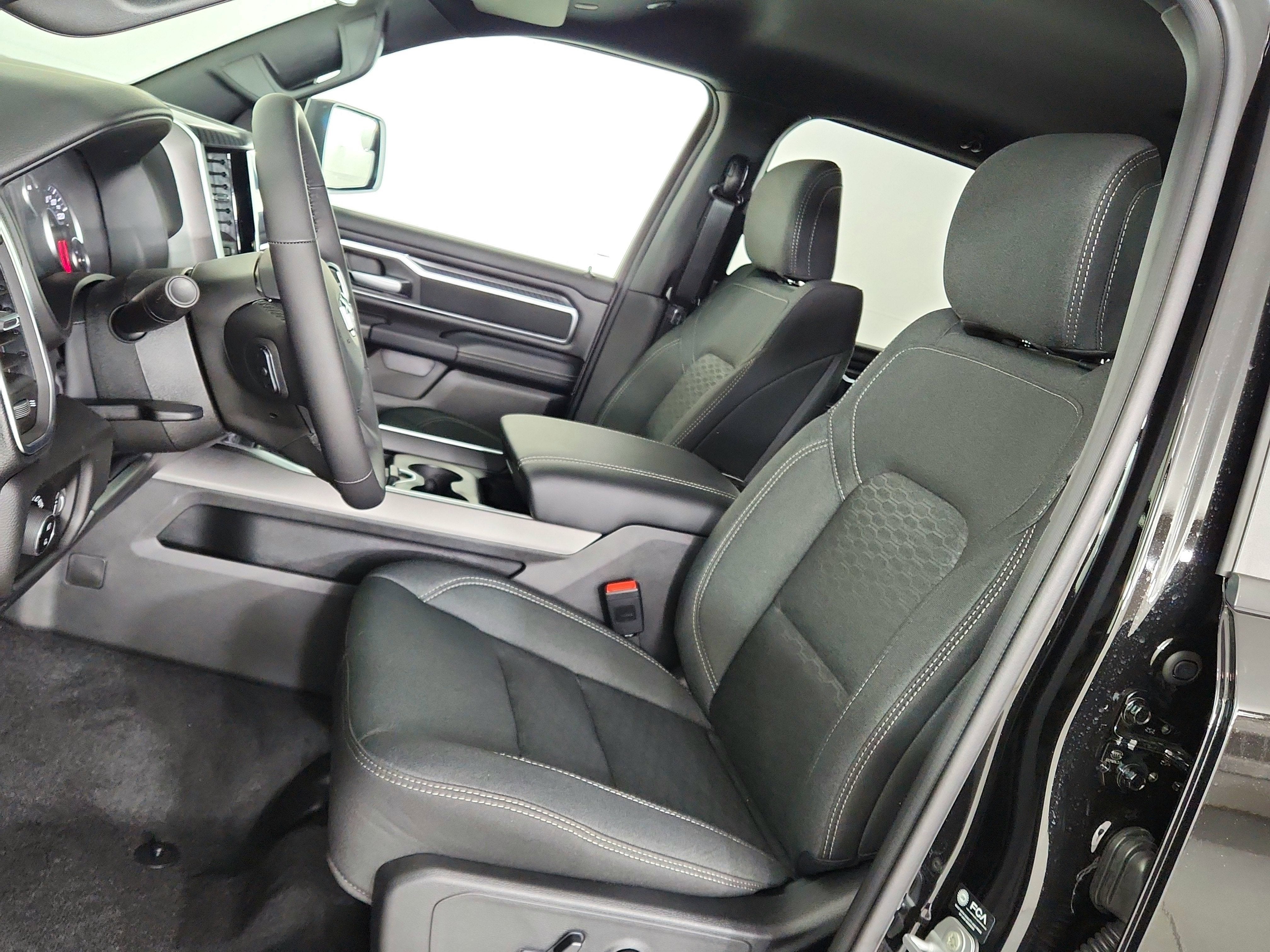 2026 RAM Ram 1500 RAM 1500 BIGHORN/LONESTAR CREW 4X4 (144.5 IN WB 5 FT 7 IN BOX)