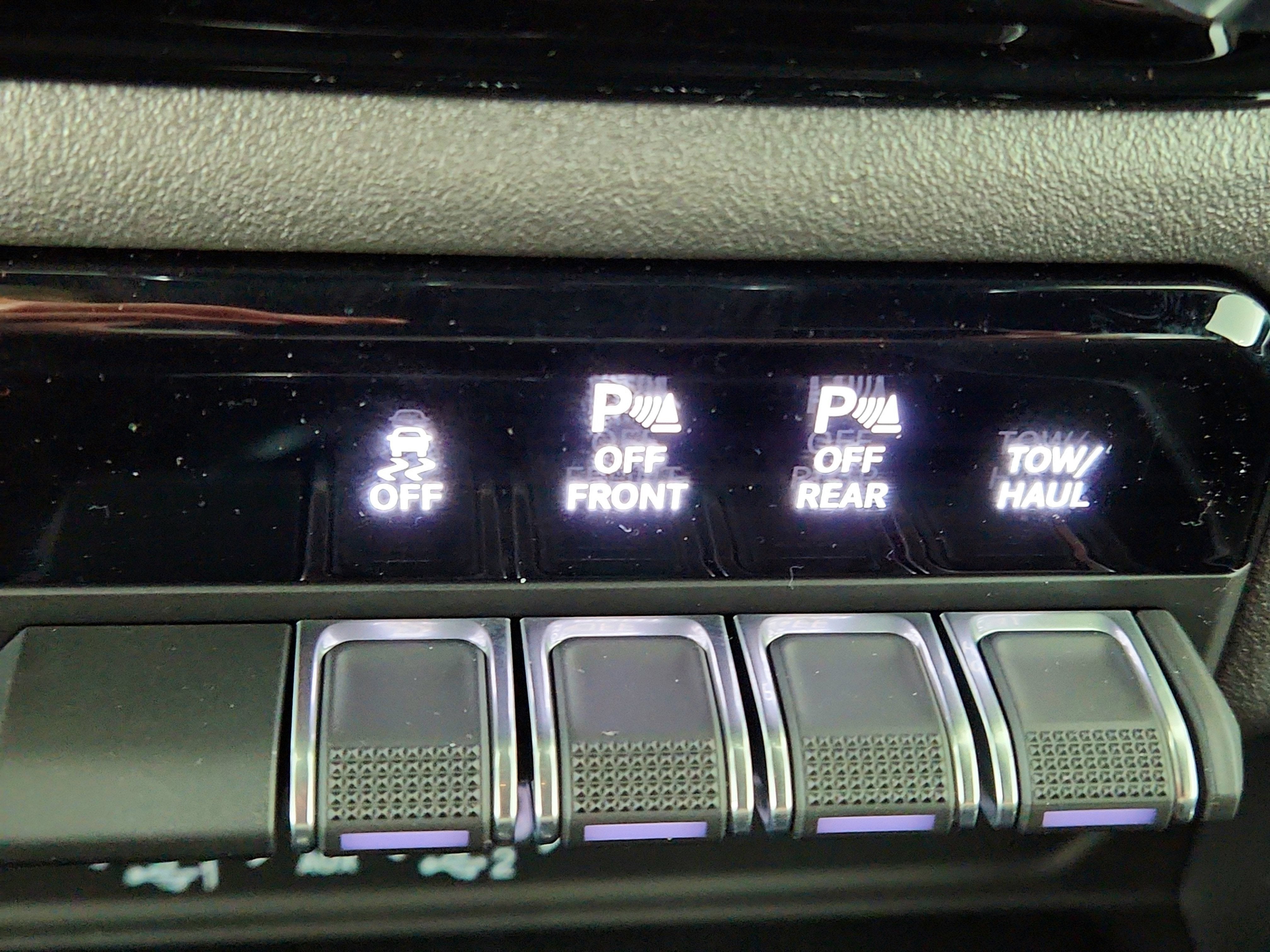 2026 RAM Ram 1500 RAM 1500 BIGHORN/LONESTAR CREW 4X4 (144.5 IN WB 5 FT 7 IN BOX)