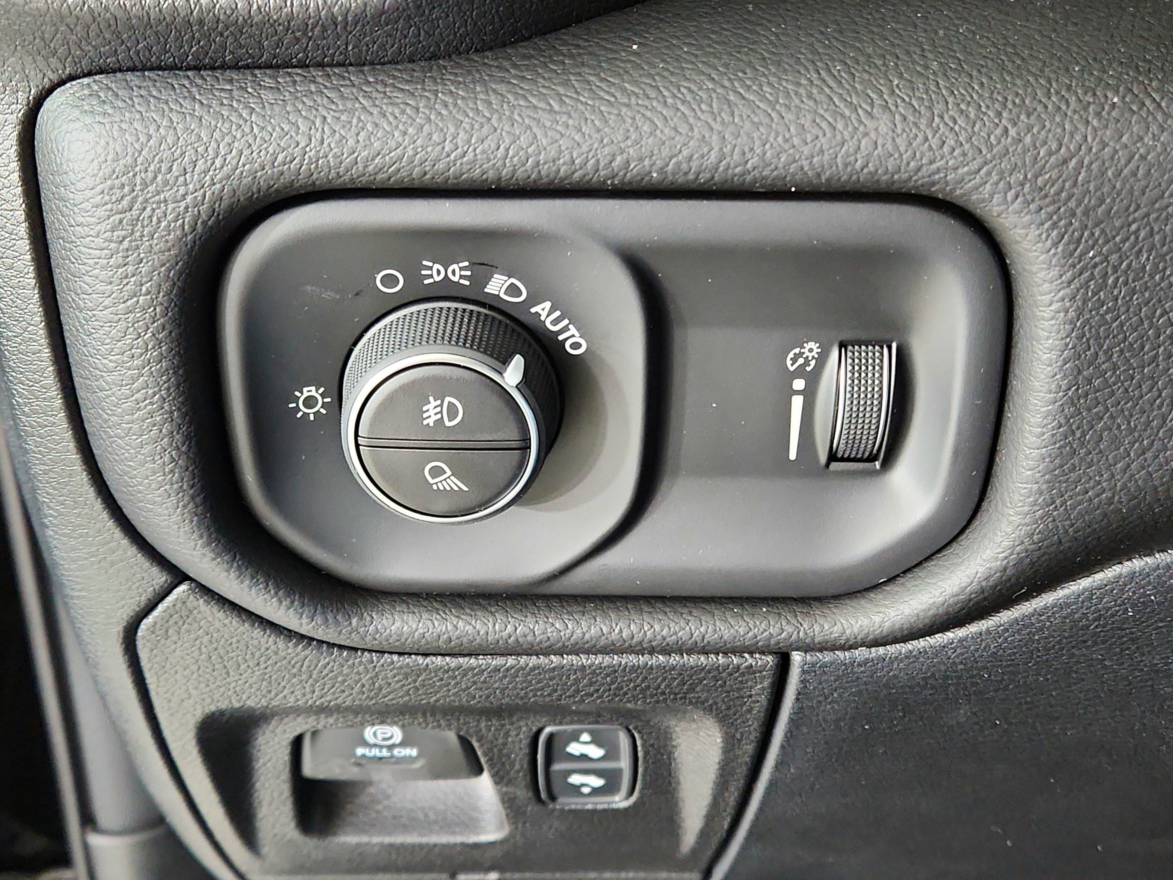 2026 RAM Ram 1500 RAM 1500 BIGHORN/LONESTAR CREW 4X4 (144.5 IN WB 5 FT 7 IN BOX)