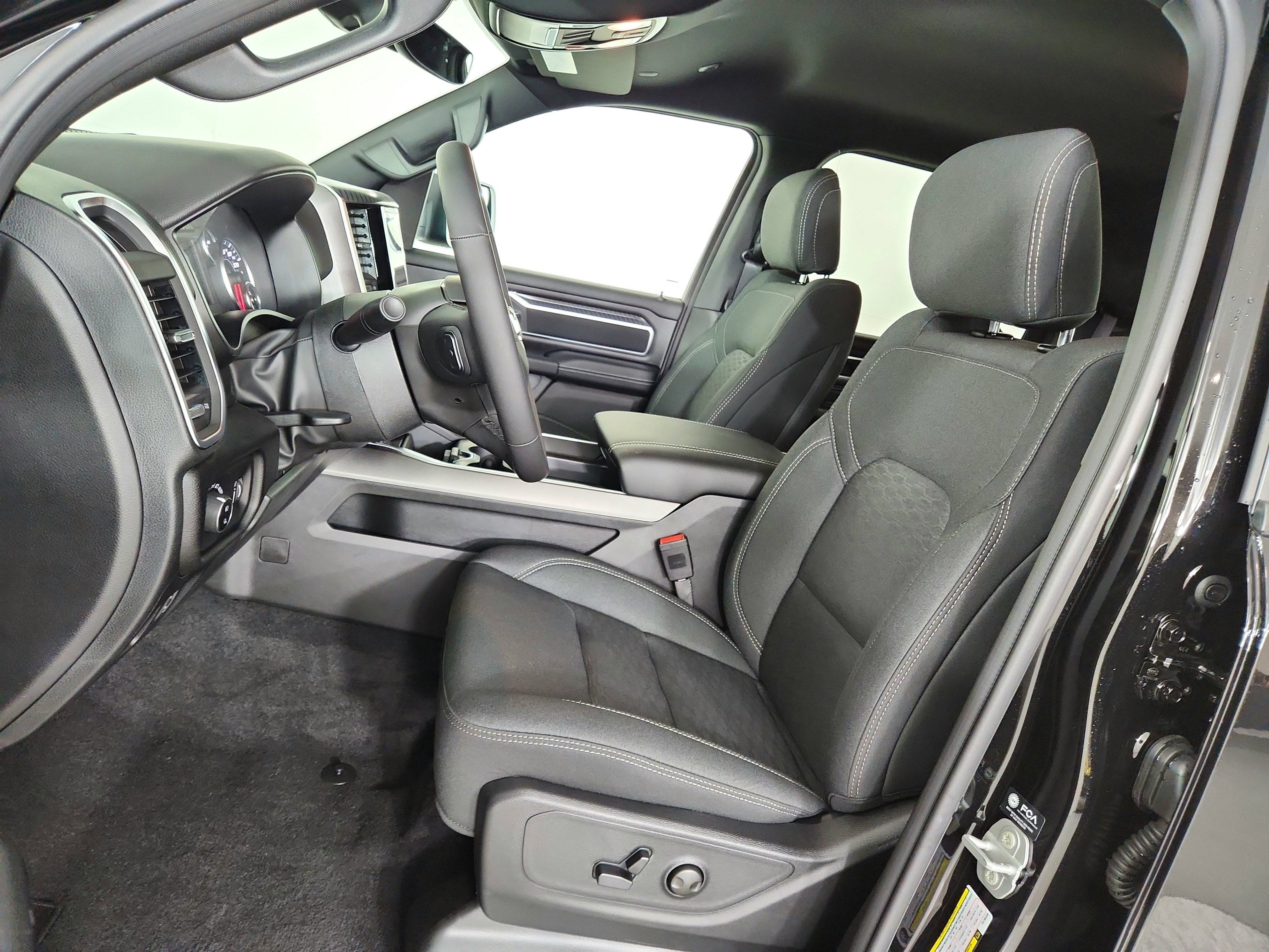 2026 RAM Ram 1500 RAM 1500 BIGHORN/LONESTAR CREW 4X4 (144.5 IN WB 5 FT 7 IN BOX)