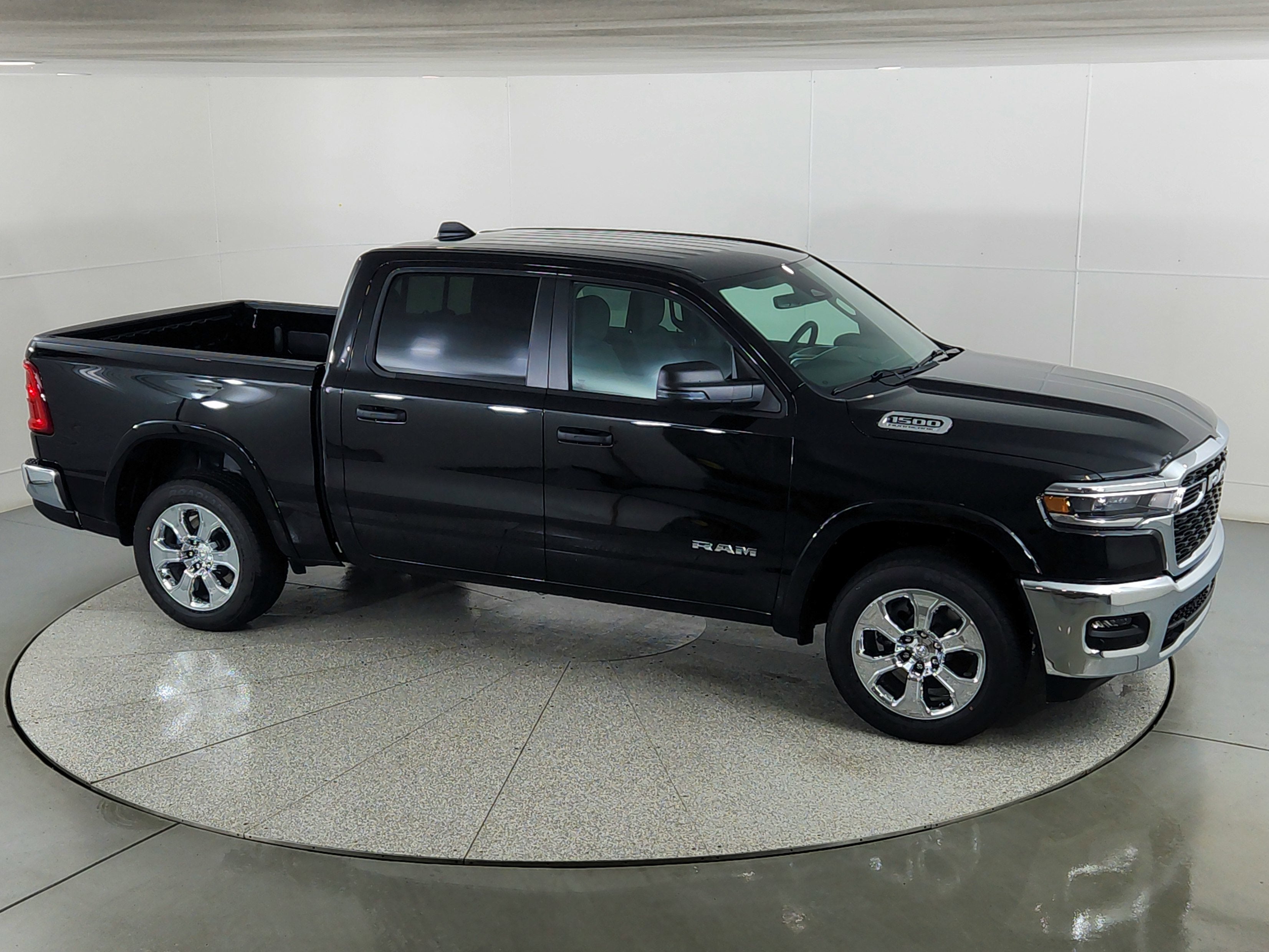 2026 RAM Ram 1500 RAM 1500 BIGHORN/LONESTAR CREW 4X4 (144.5 IN WB 5 FT 7 IN BOX)