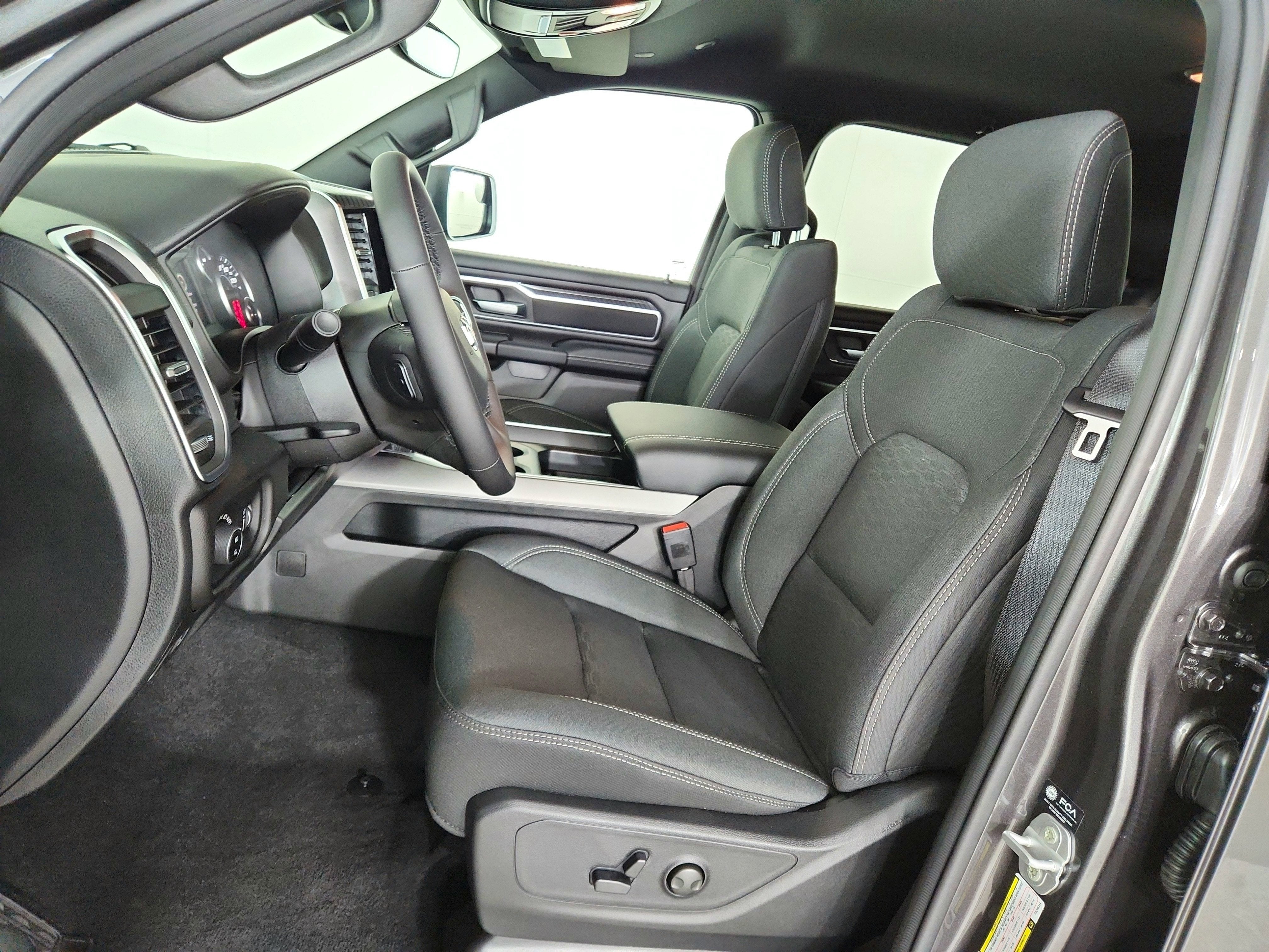 2026 RAM Ram 1500 RAM 1500 BIGHORN/LONESTAR CREW 4X4 (144.5 IN WB 5 FT 7 IN BOX)