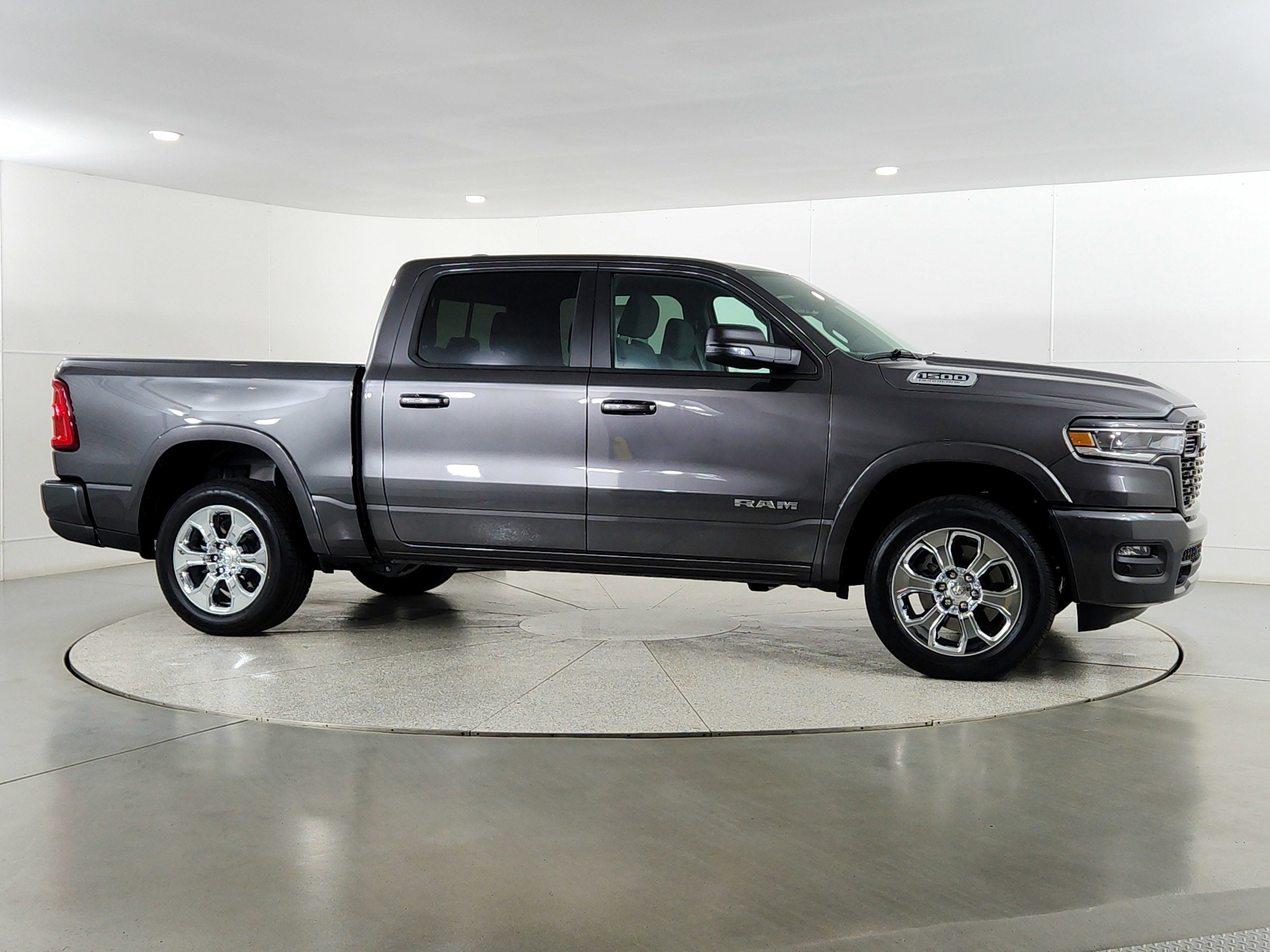 2026 RAM Ram 1500 RAM 1500 BIGHORN/LONESTAR CREW 4X4 (144.5 IN WB 5 FT 7 IN BOX)