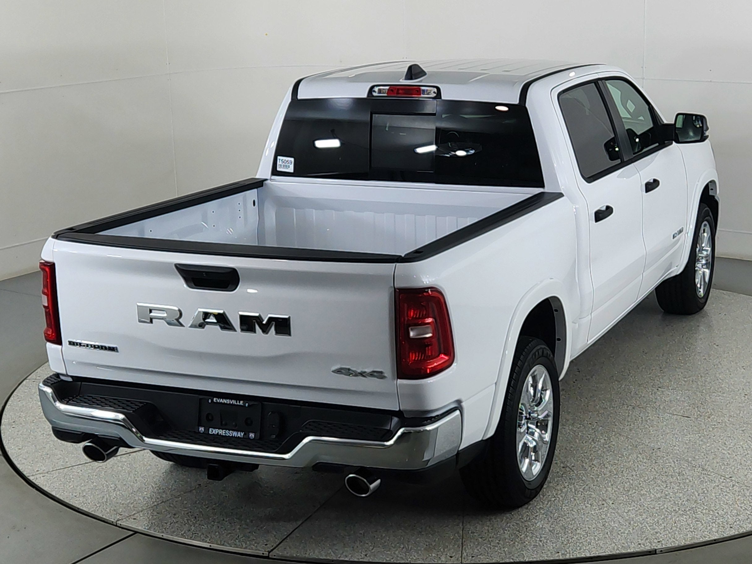 2026 RAM Ram 1500 RAM 1500 BIGHORN/LONESTAR CREW 4X4 (144.5 IN WB 5 FT 7 IN BOX)