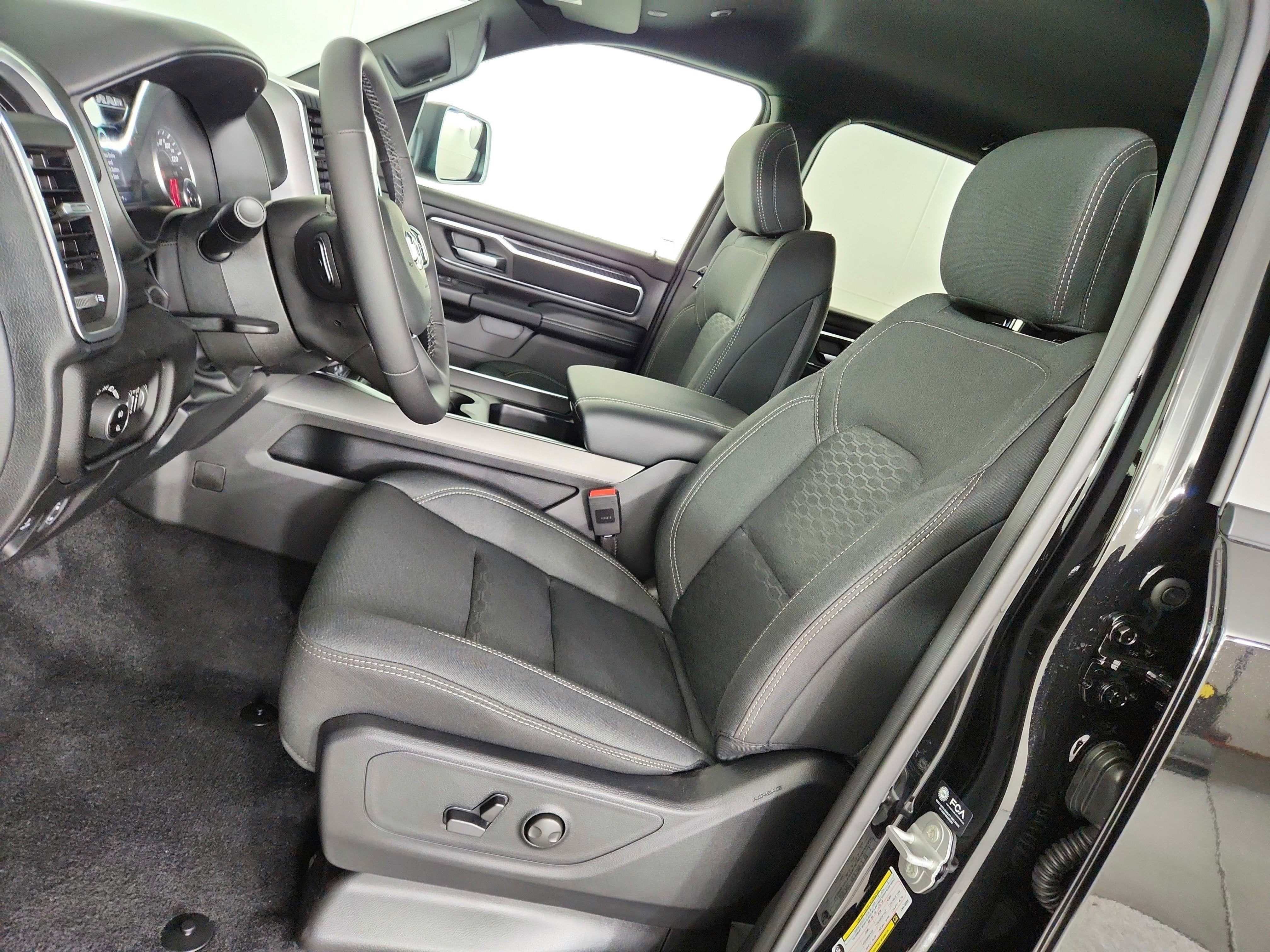 2026 RAM Ram 1500 RAM 1500 BIGHORN/LONESTAR CREW 4X4 (144.5 IN WB 5 FT 7 IN BOX)