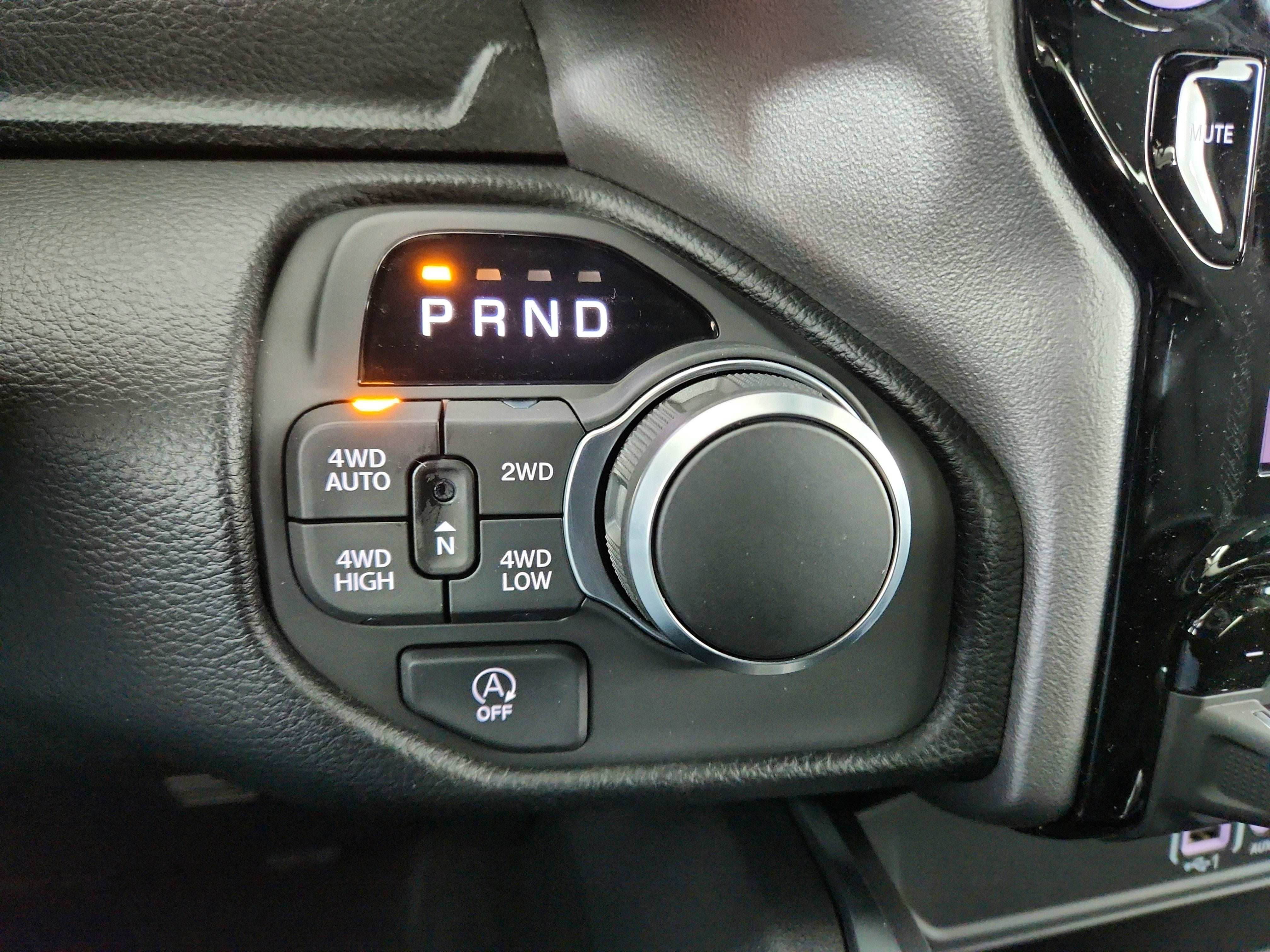 2026 RAM Ram 1500 RAM 1500 BIGHORN/LONESTAR CREW 4X4 (144.5 IN WB 5 FT 7 IN BOX)