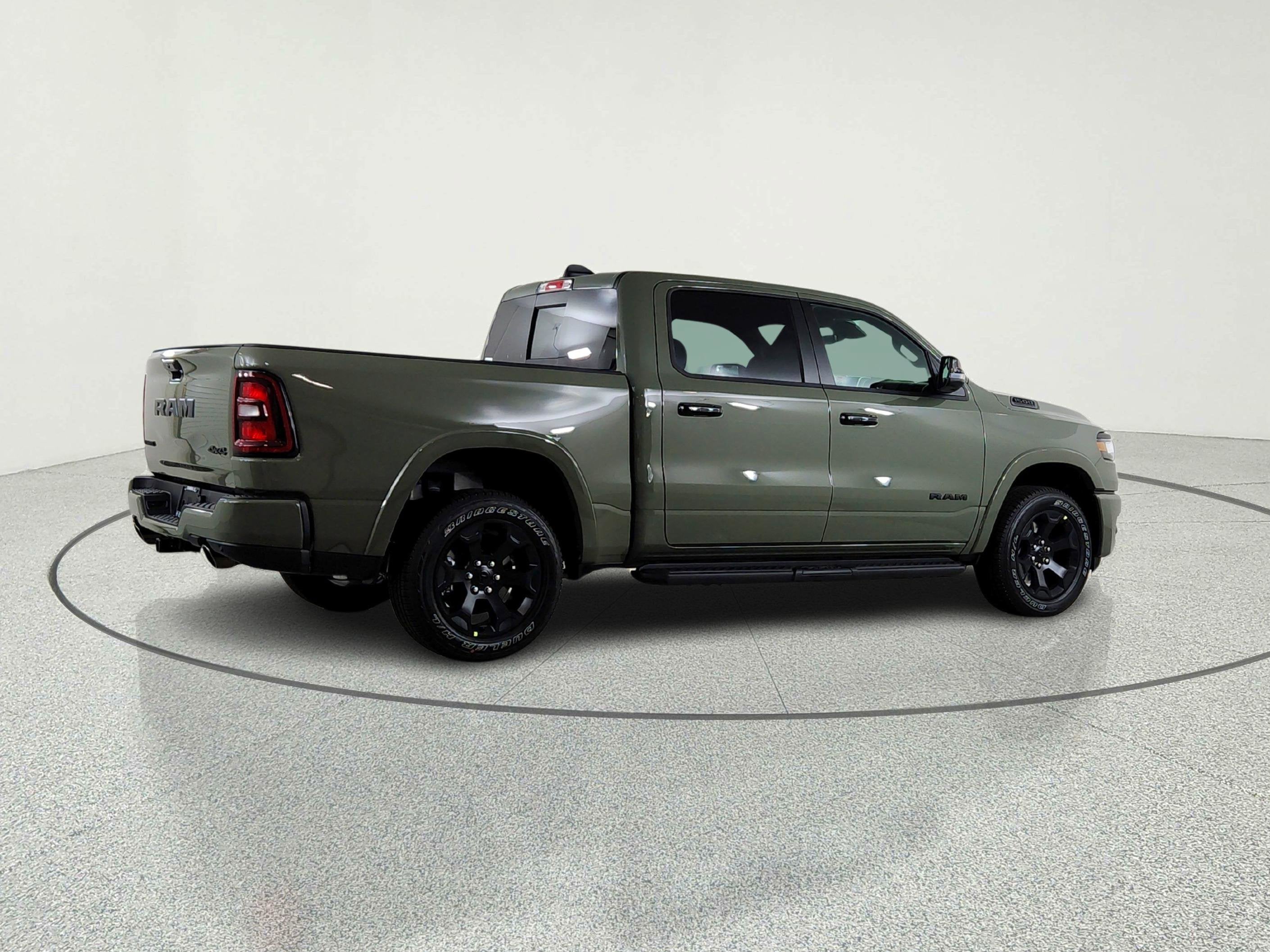 2026 RAM Ram 1500 RAM 1500 BIGHORN/LONESTAR CREW 4X4 (144.5 IN WB 5 FT 7 IN BOX)