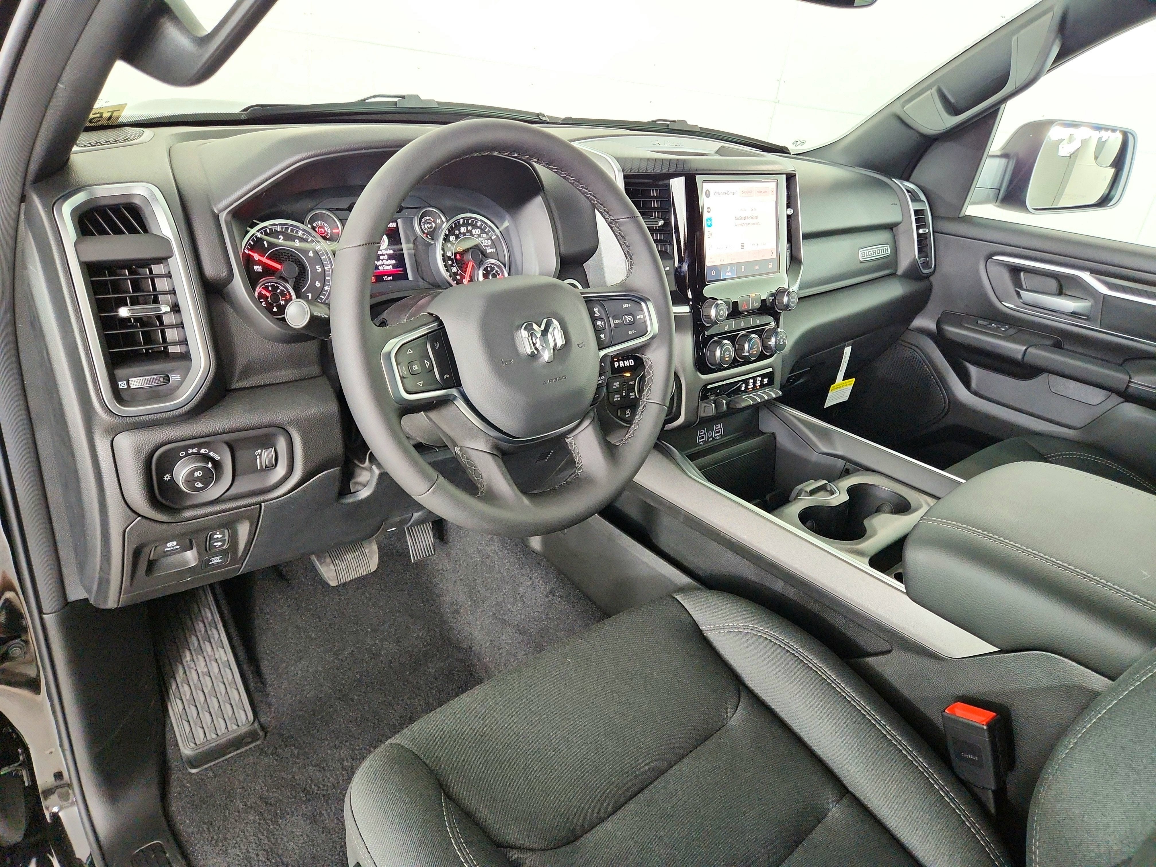 2026 RAM Ram 1500 RAM 1500 BIGHORN/LONESTAR CREW 4X4 (144.5 IN WB 5 FT 7 IN BOX)