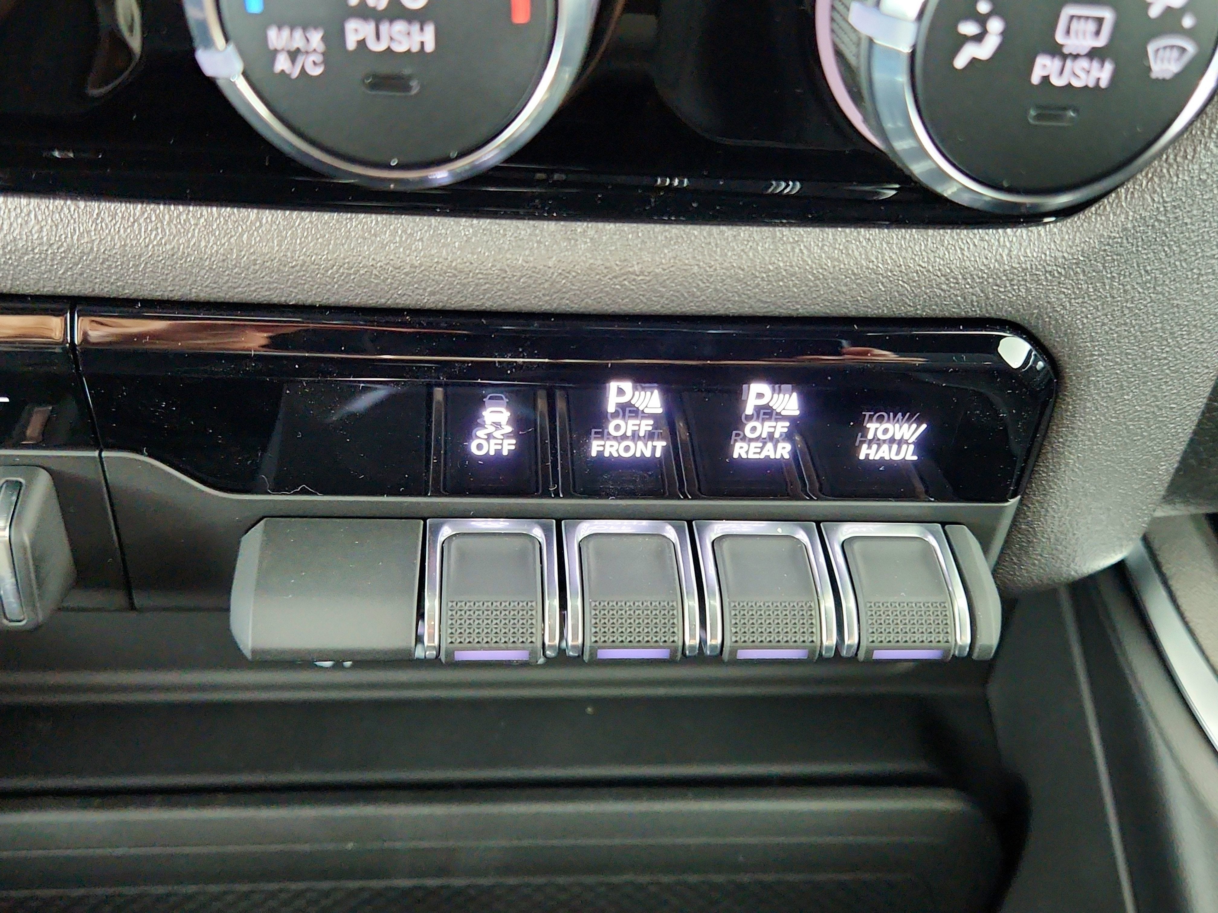 2026 RAM Ram 1500 RAM 1500 BIGHORN/LONESTAR CREW 4X4 (144.5 IN WB 5 FT 7 IN BOX)