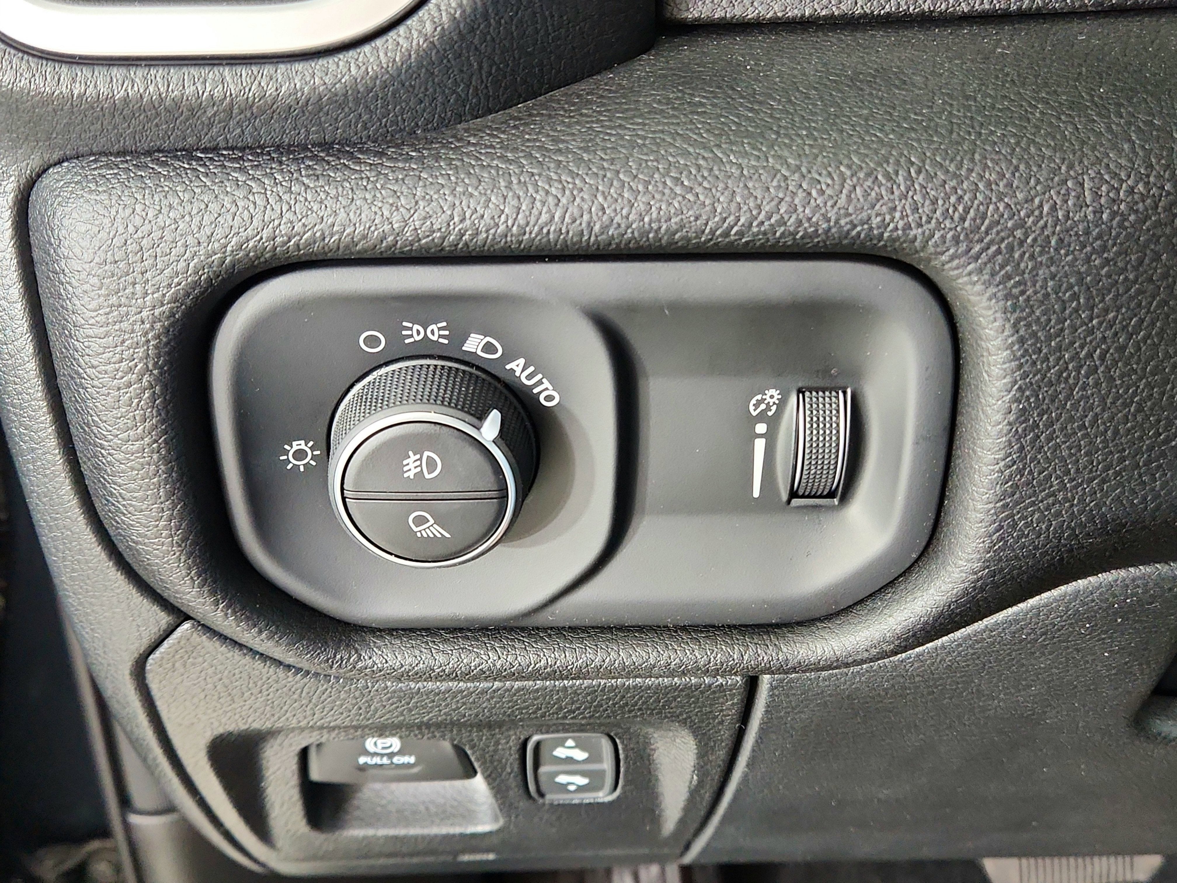 2026 RAM Ram 1500 RAM 1500 BIGHORN/LONESTAR CREW 4X4 (144.5 IN WB 5 FT 7 IN BOX)