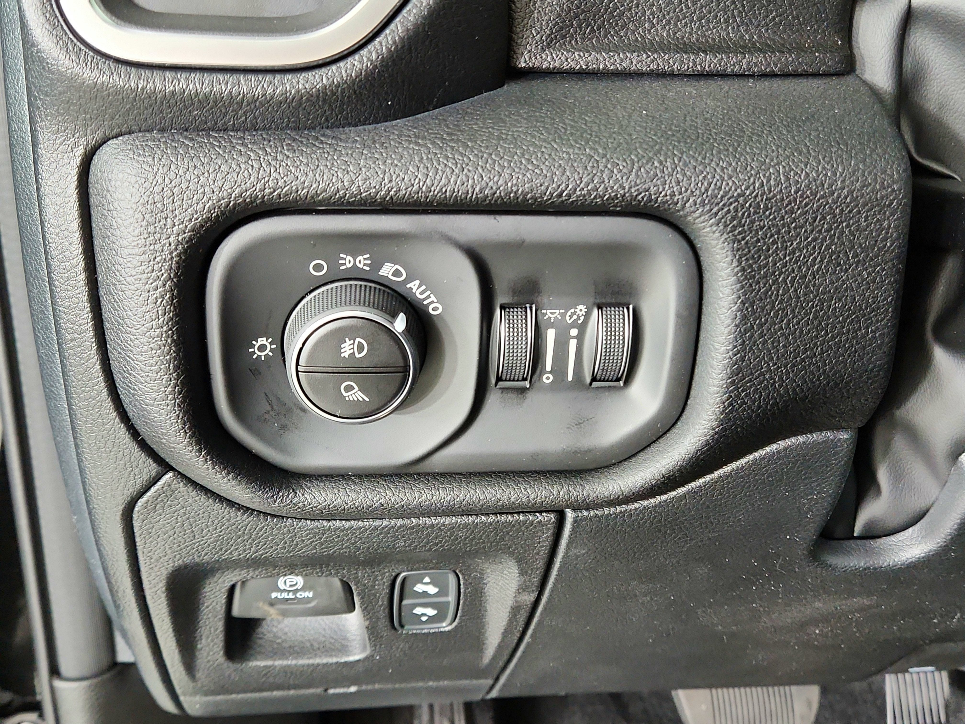 2026 RAM Ram 1500 RAM 1500 BIGHORN/LONESTAR CREW 4X4 (144.5 IN WB 5 FT 7 IN BOX)