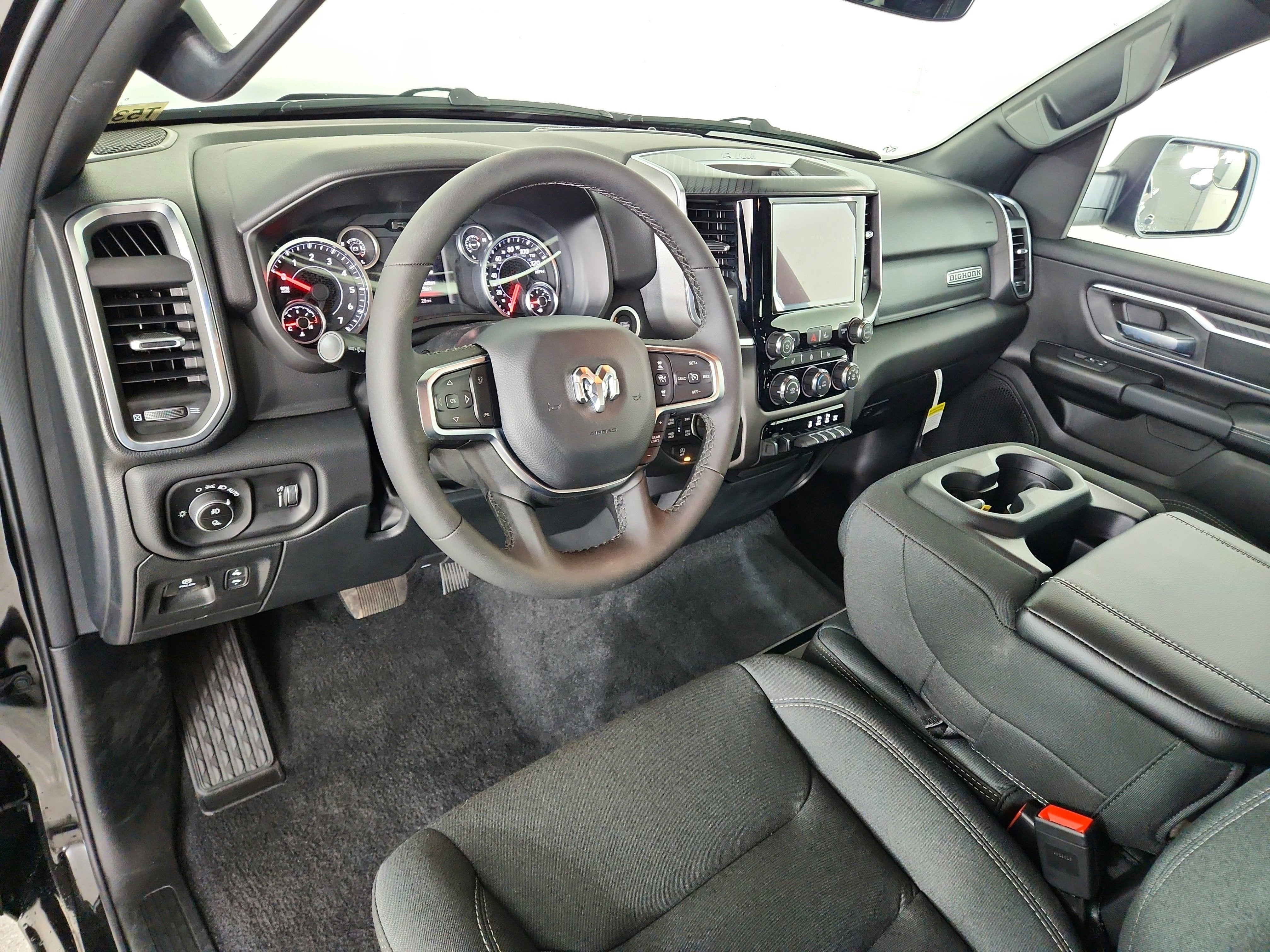 2026 RAM Ram 1500 RAM 1500 BIGHORN/LONESTAR CREW 4X4 (144.5 IN WB 5 FT 7 IN BOX)