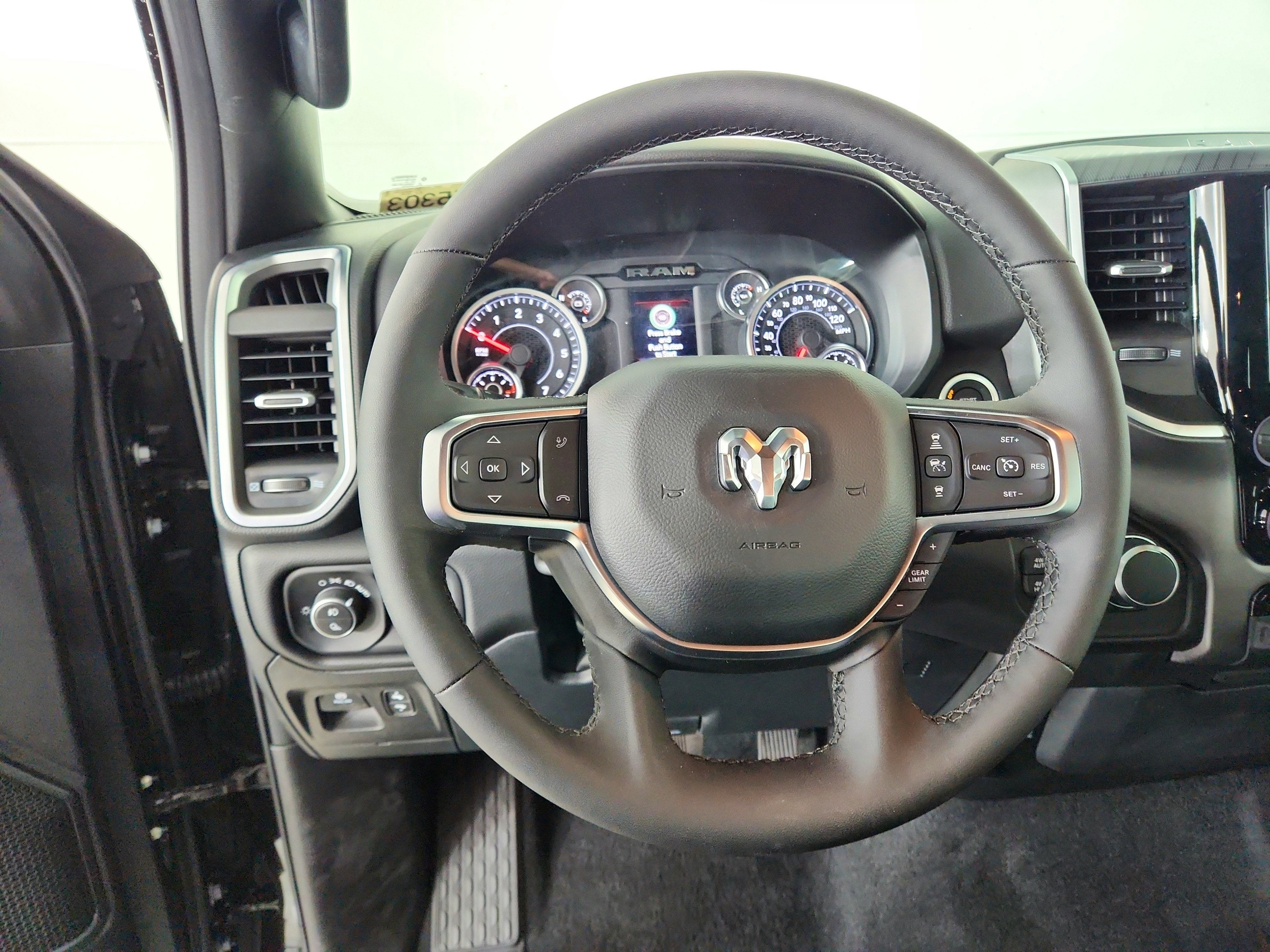 2026 RAM Ram 1500 RAM 1500 BIGHORN/LONESTAR CREW 4X4 (144.5 IN WB 5 FT 7 IN BOX)