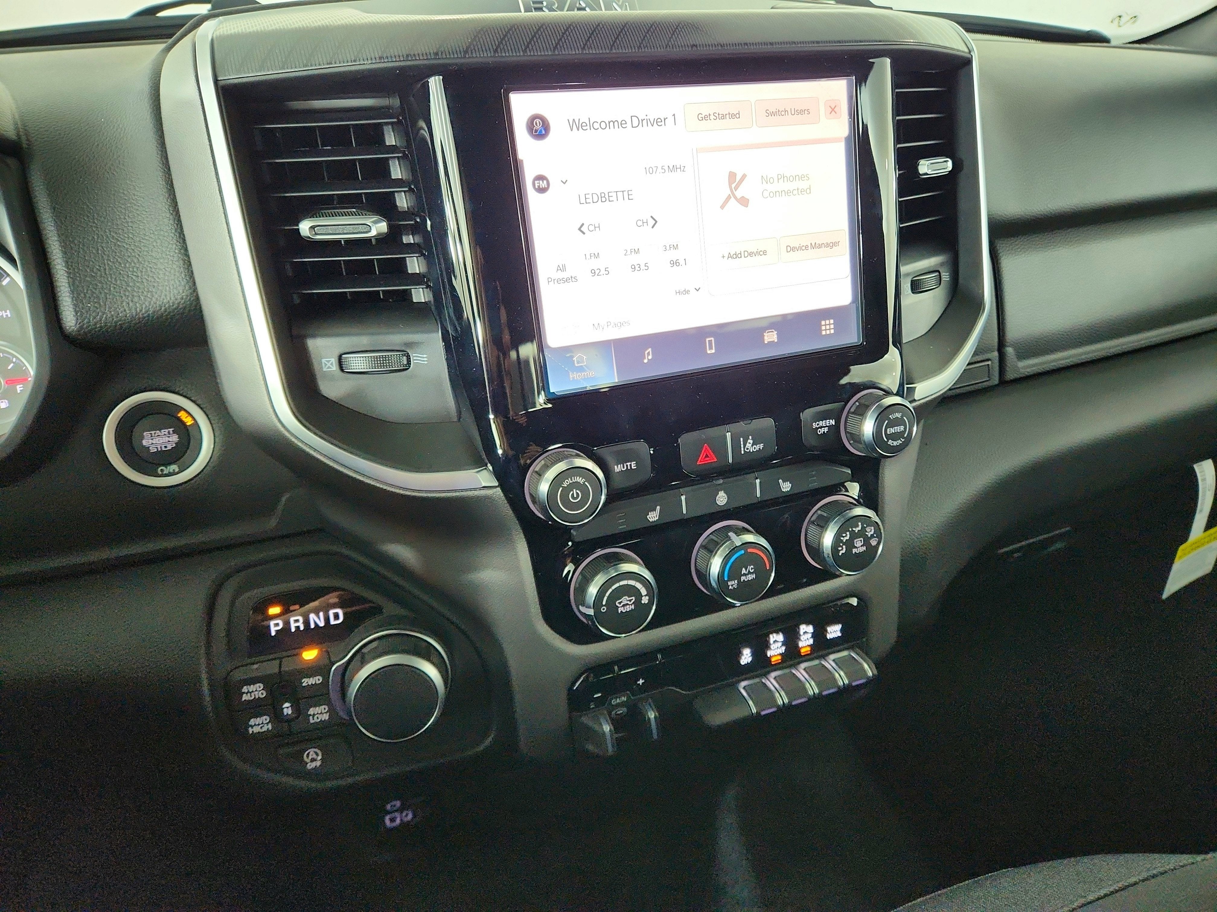 2026 RAM Ram 1500 RAM 1500 BIGHORN/LONESTAR CREW 4X4 (144.5 IN WB 5 FT 7 IN BOX)