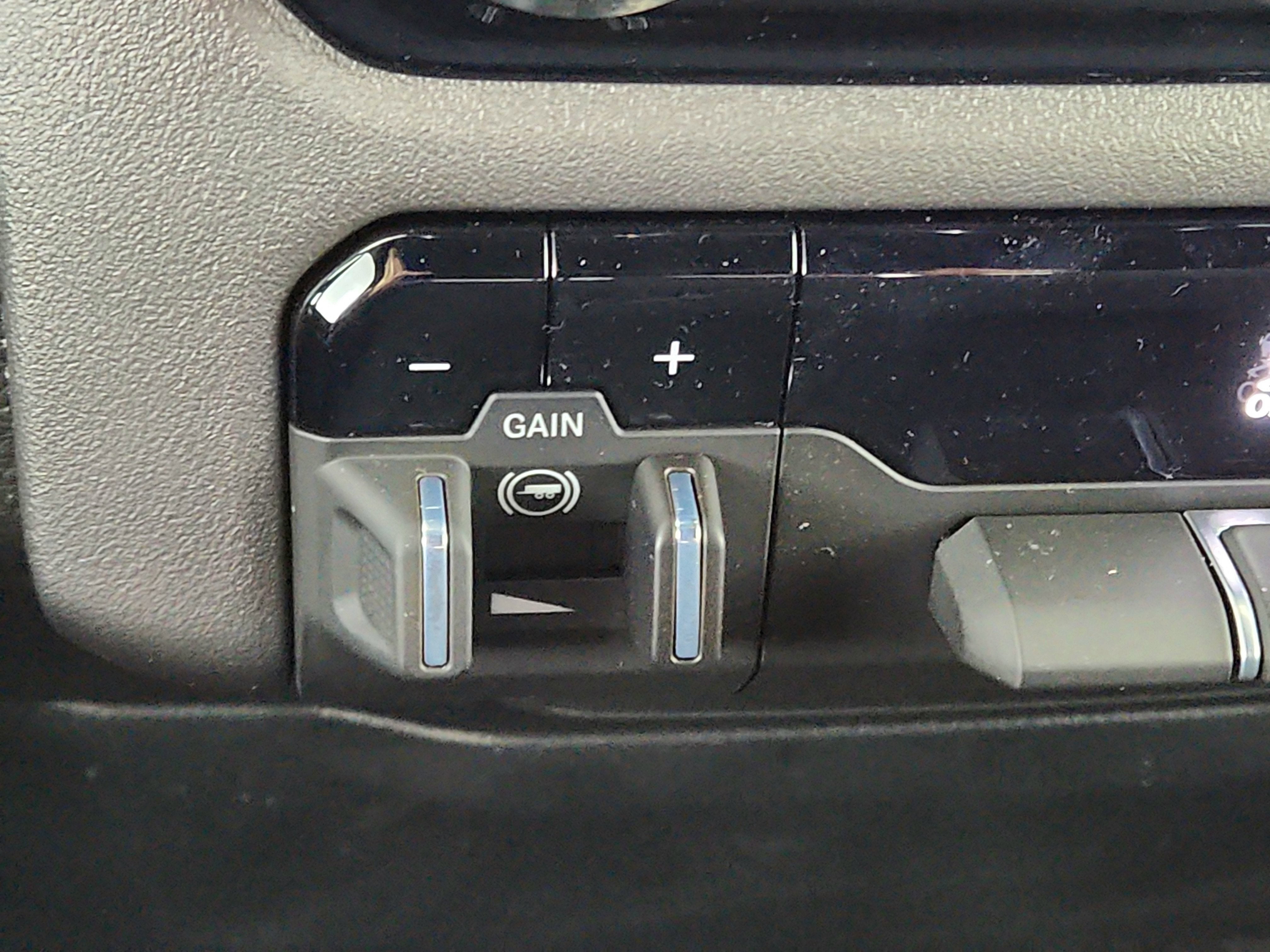 2026 RAM Ram 1500 RAM 1500 BIGHORN/LONESTAR CREW 4X4 (144.5 IN WB 5 FT 7 IN BOX)