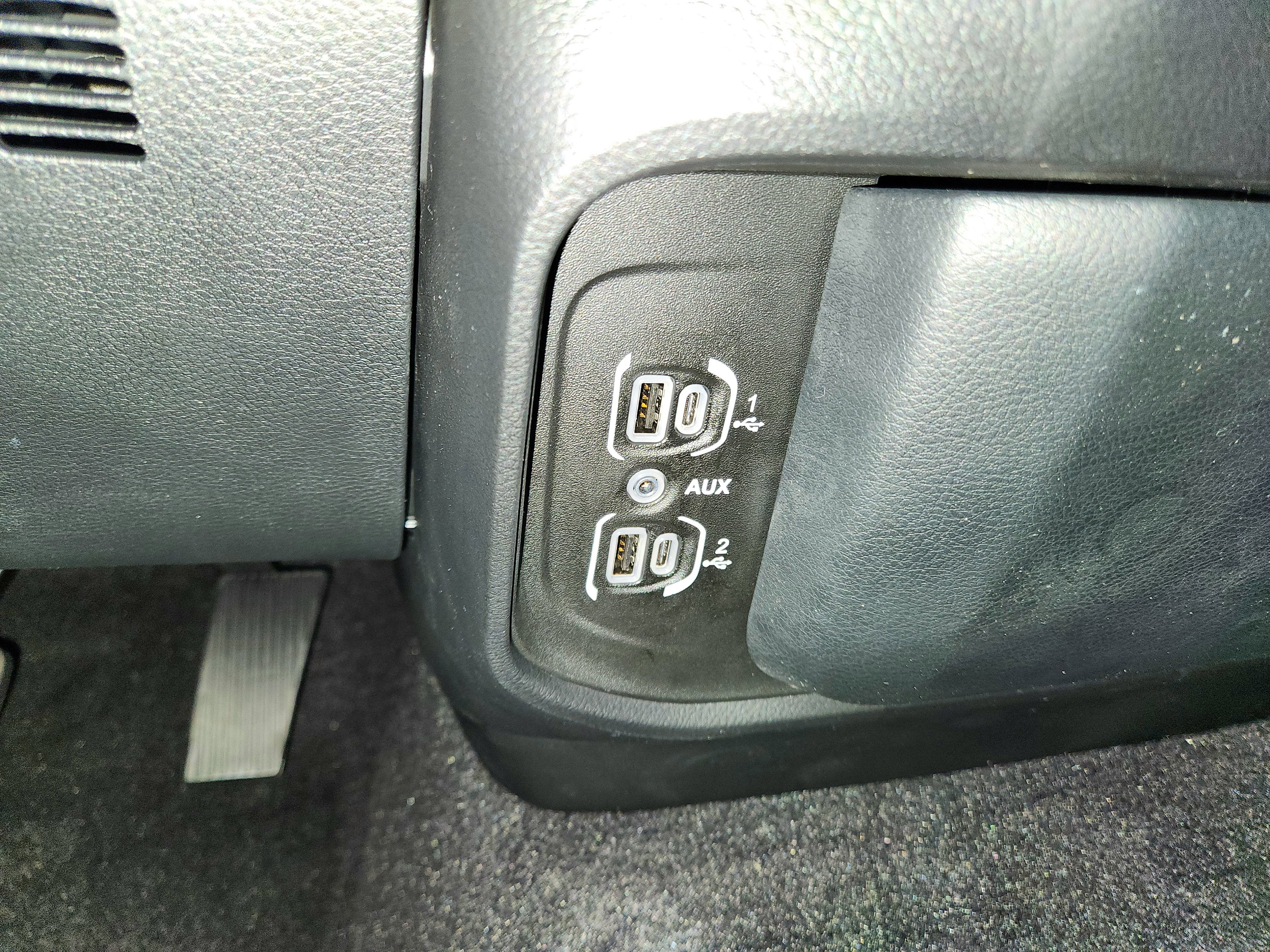 2026 RAM Ram 1500 RAM 1500 BIGHORN/LONESTAR CREW 4X4 (144.5 IN WB 5 FT 7 IN BOX)