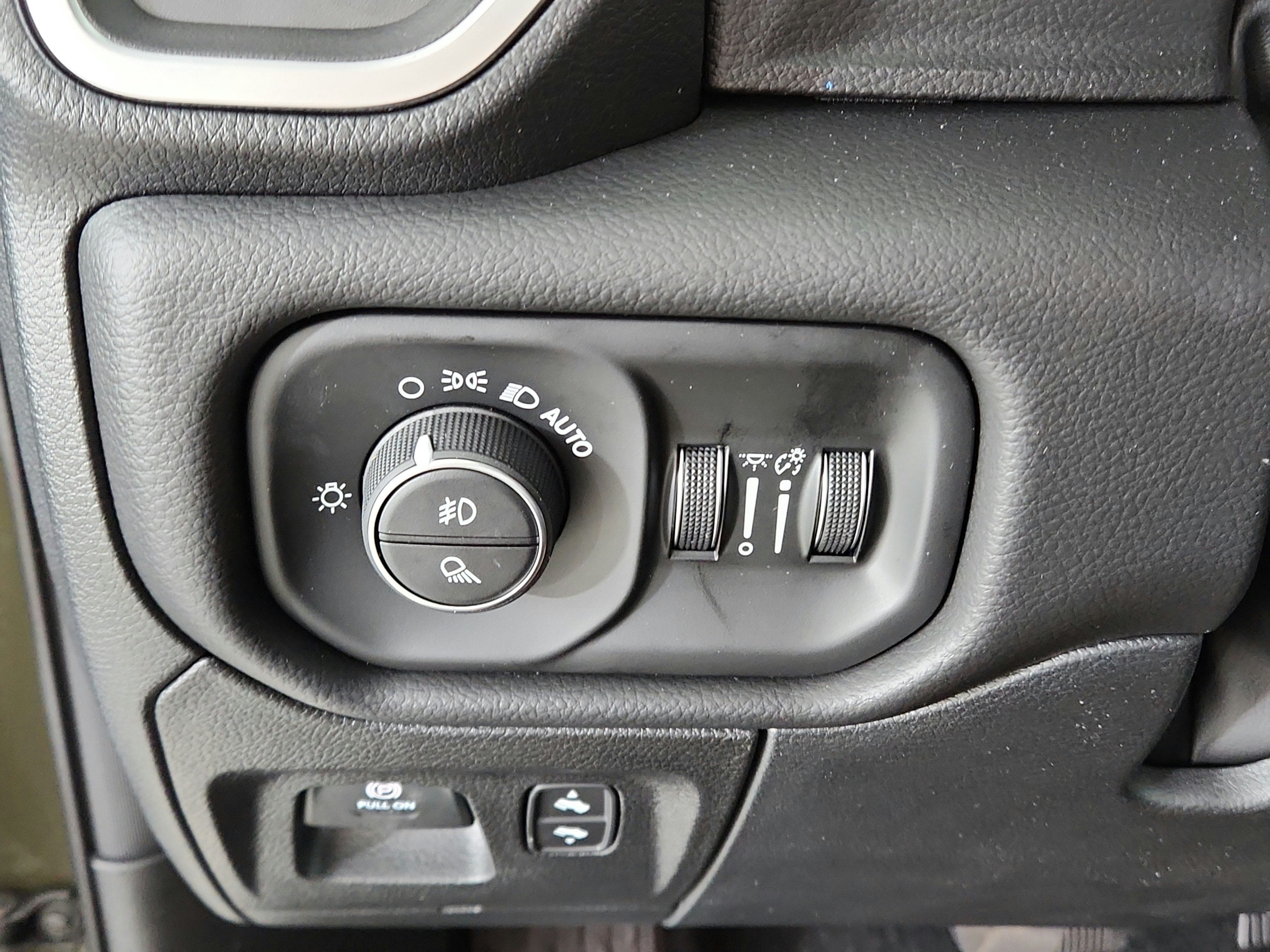 2027 RAM Ram 1500 Big Horn