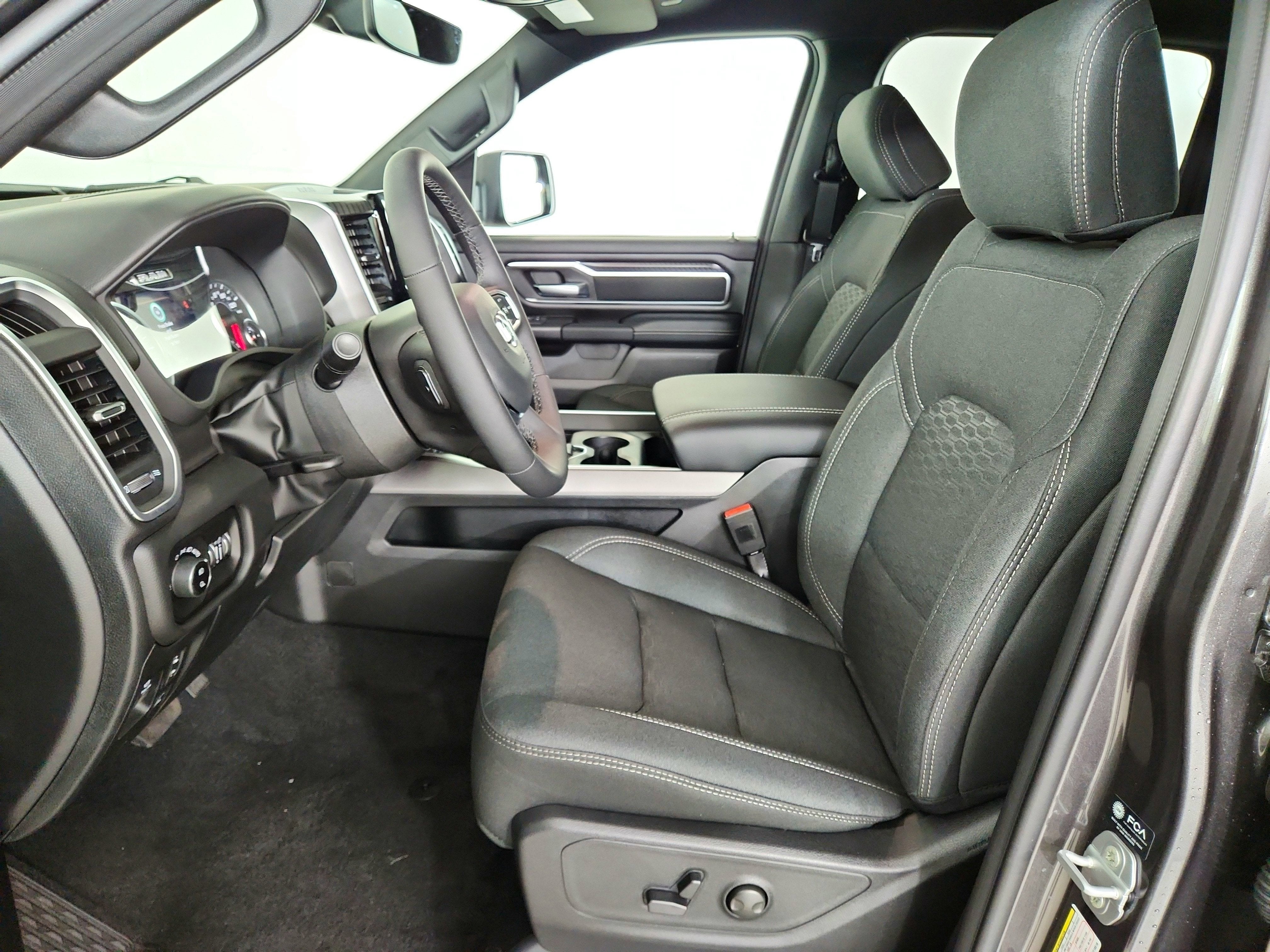 2026 RAM Ram 1500 RAM 1500 BIGHORN/LONESTAR CREW 4X4 (144.5 IN WB 5 FT 7 IN BOX)