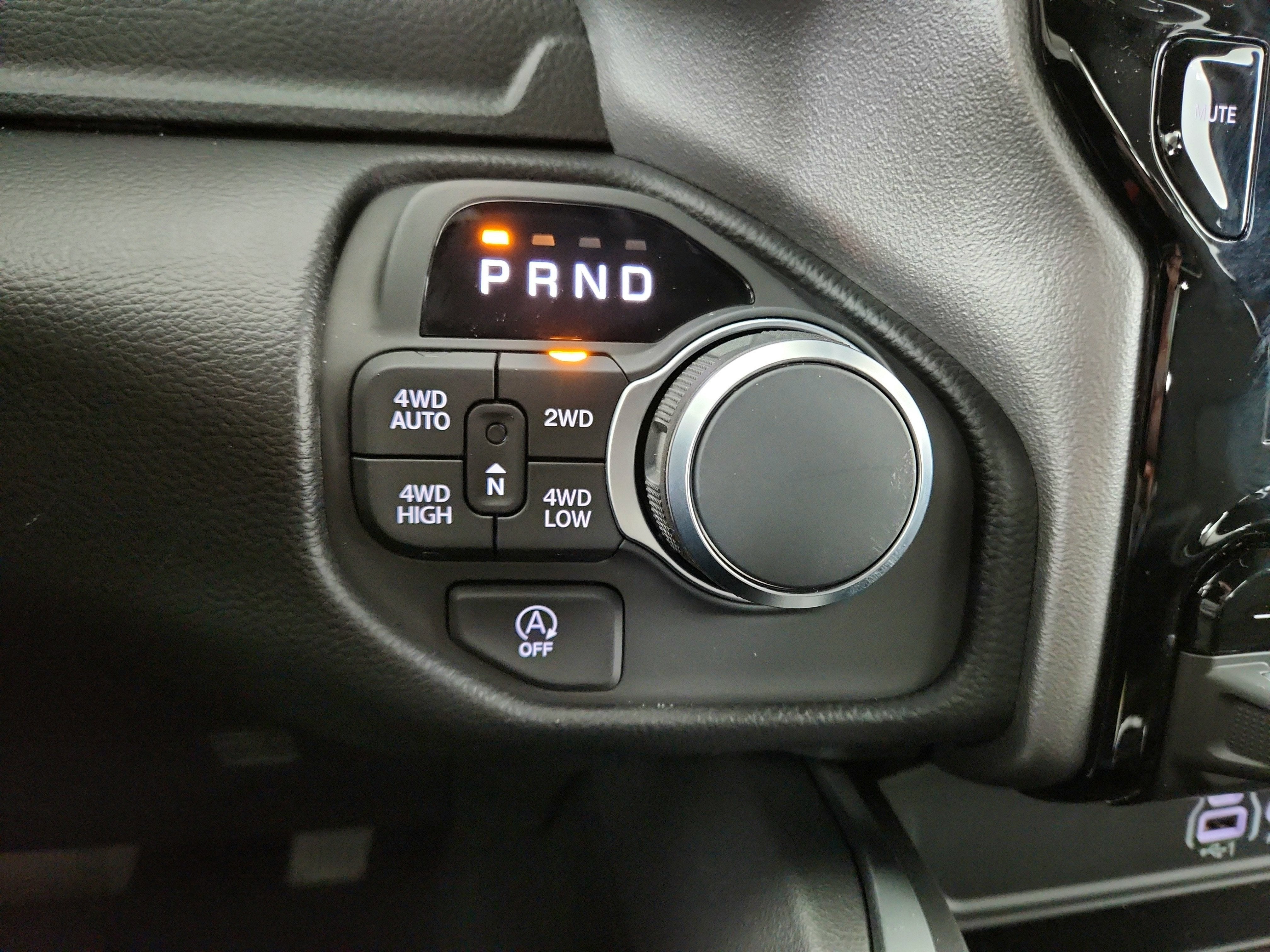 2026 RAM Ram 1500 RAM 1500 BIGHORN/LONESTAR CREW 4X4 (144.5 IN WB 5 FT 7 IN BOX)