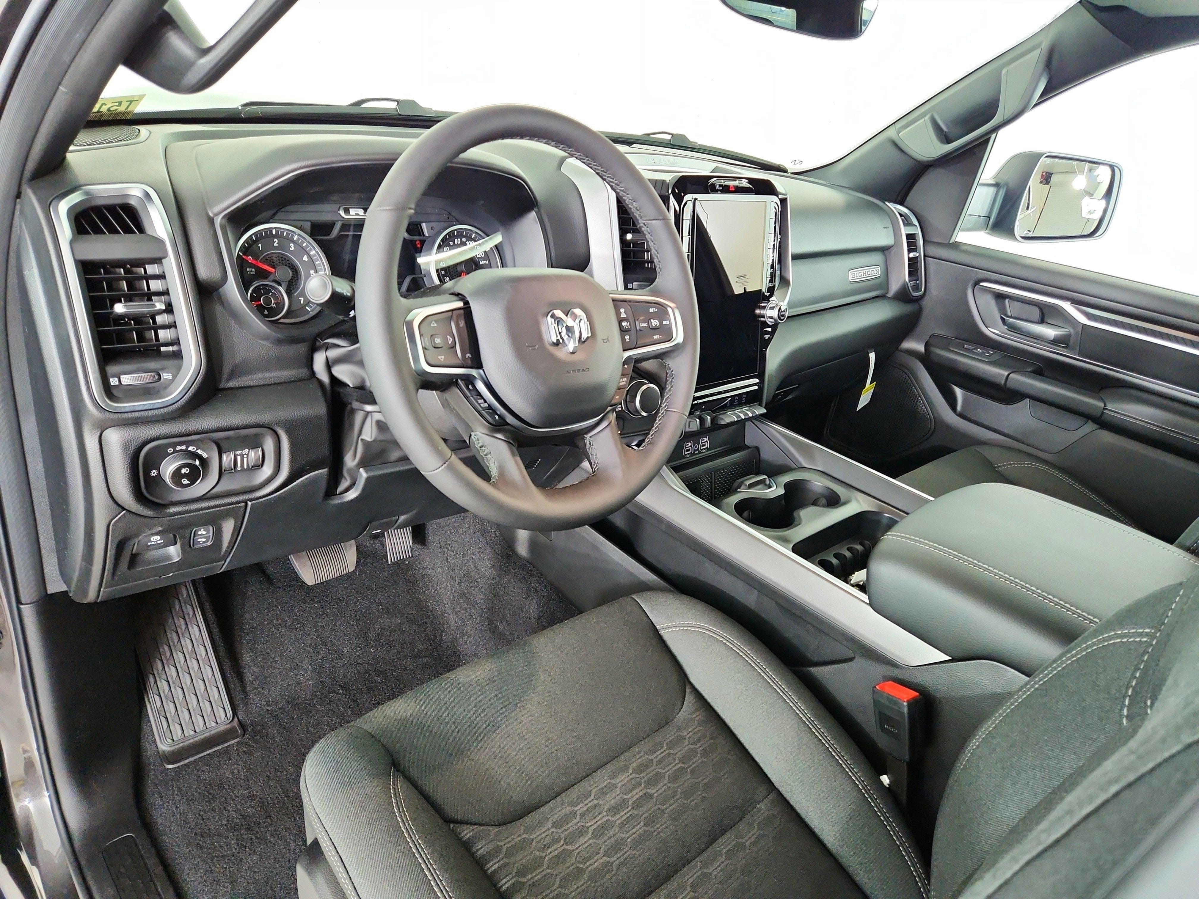 2026 RAM Ram 1500 RAM 1500 BIGHORN/LONESTAR CREW 4X4 (144.5 IN WB 5 FT 7 IN BOX)