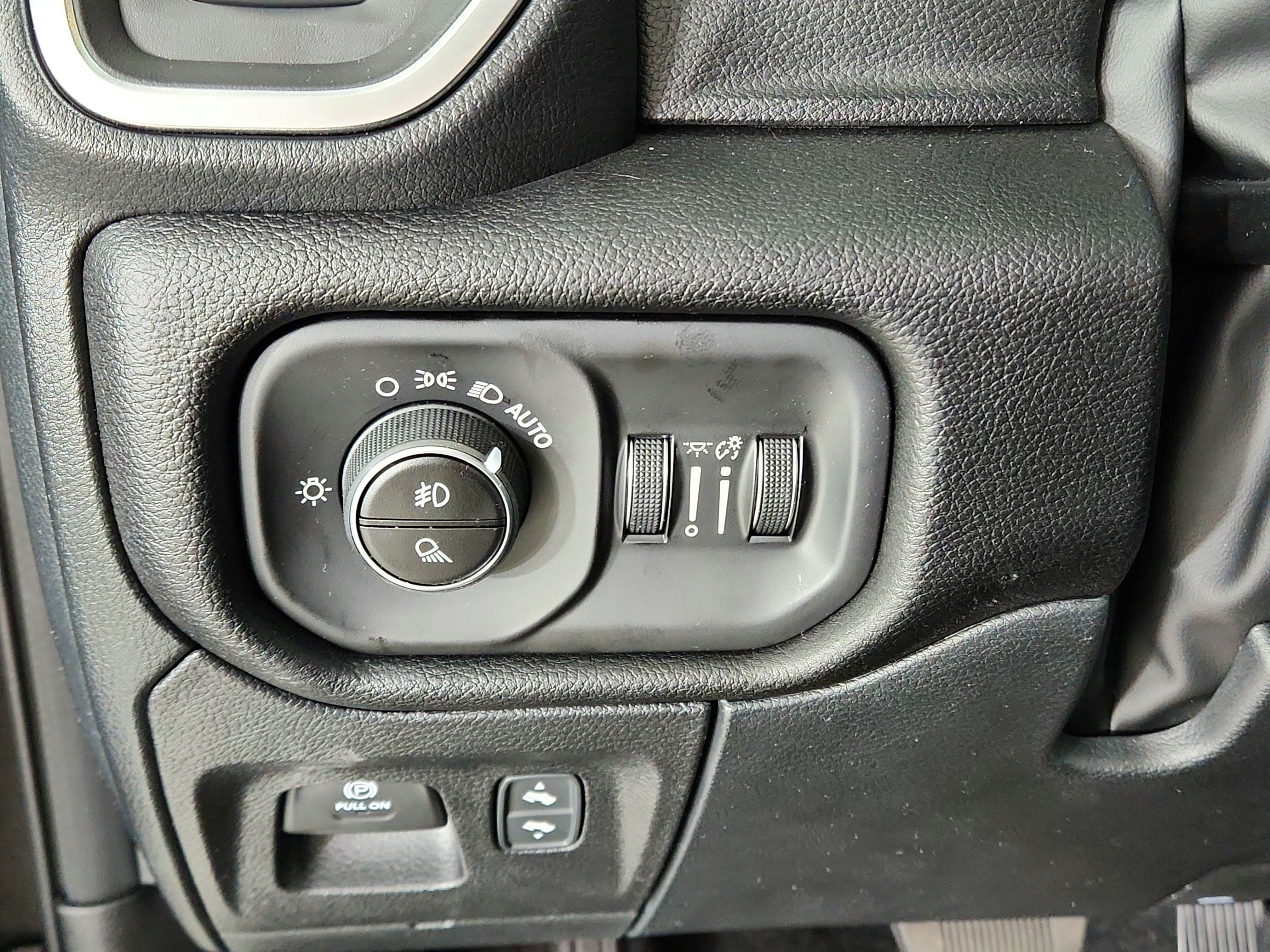 2026 RAM Ram 1500 RAM 1500 BIGHORN/LONESTAR CREW 4X4 (144.5 IN WB 5 FT 7 IN BOX)