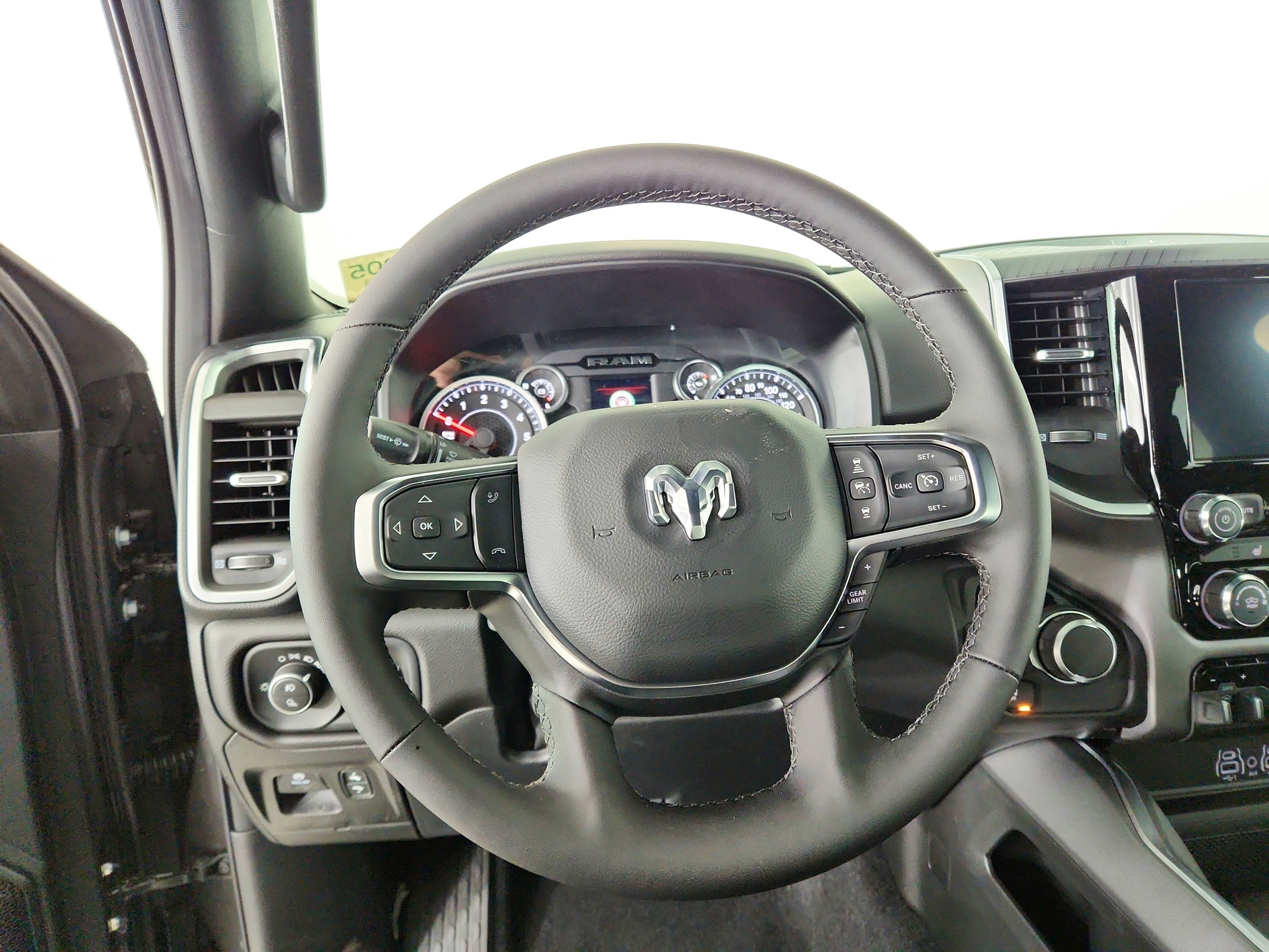 2026 RAM Ram 1500 RAM 1500 BIGHORN/LONESTAR CREW 4X4 (144.5 IN WB 5 FT 7 IN BOX)