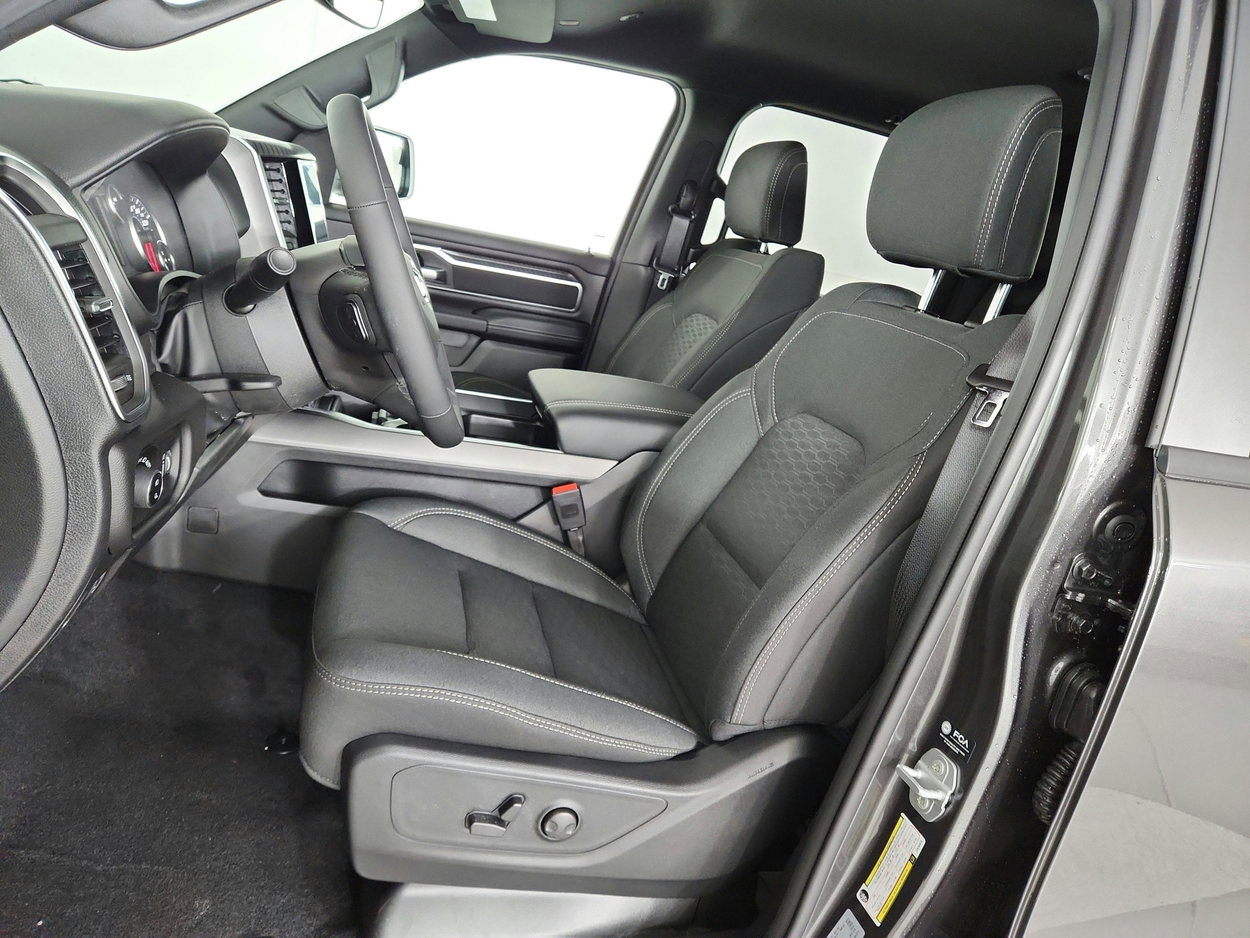 2026 RAM Ram 1500 RAM 1500 BIGHORN/LONESTAR CREW 4X4 (144.5 IN WB 5 FT 7 IN BOX)