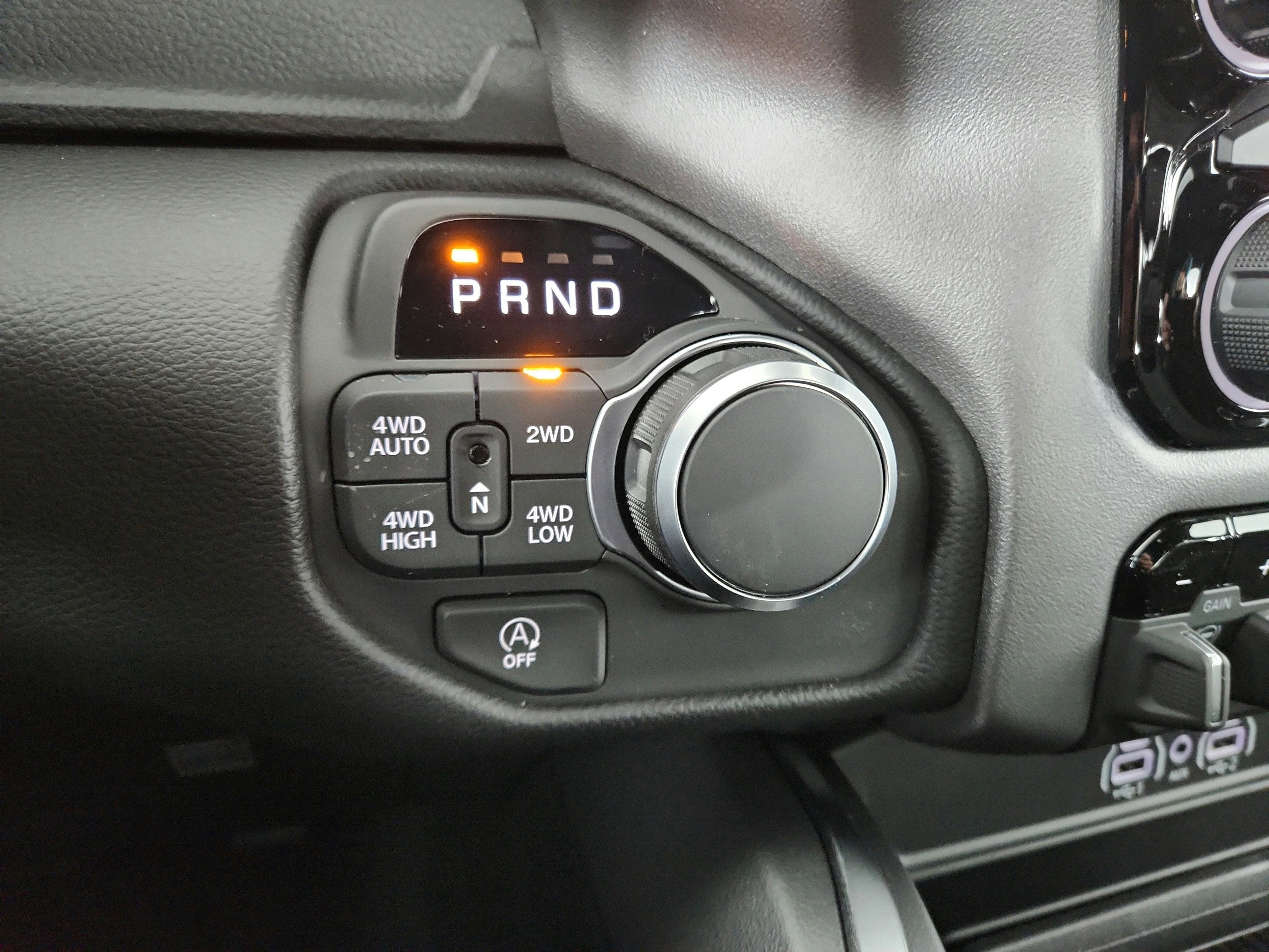 2026 RAM Ram 1500 RAM 1500 BIGHORN/LONESTAR CREW 4X4 (144.5 IN WB 5 FT 7 IN BOX)