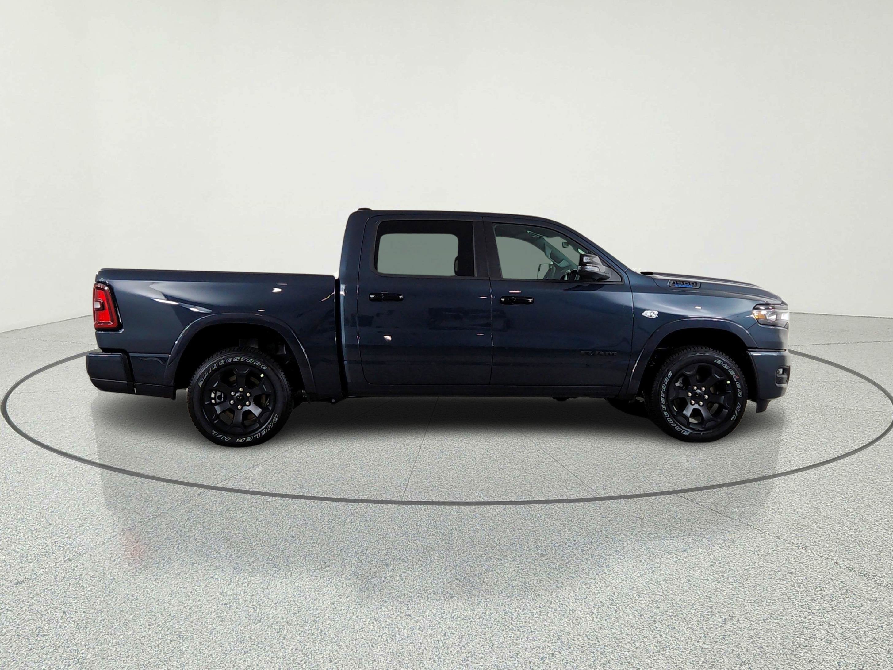 2026 RAM Ram 1500 RAM 1500 BIGHORN/LONESTAR CREW 4X4 (144.5 IN WB 5 FT 7 IN BOX)