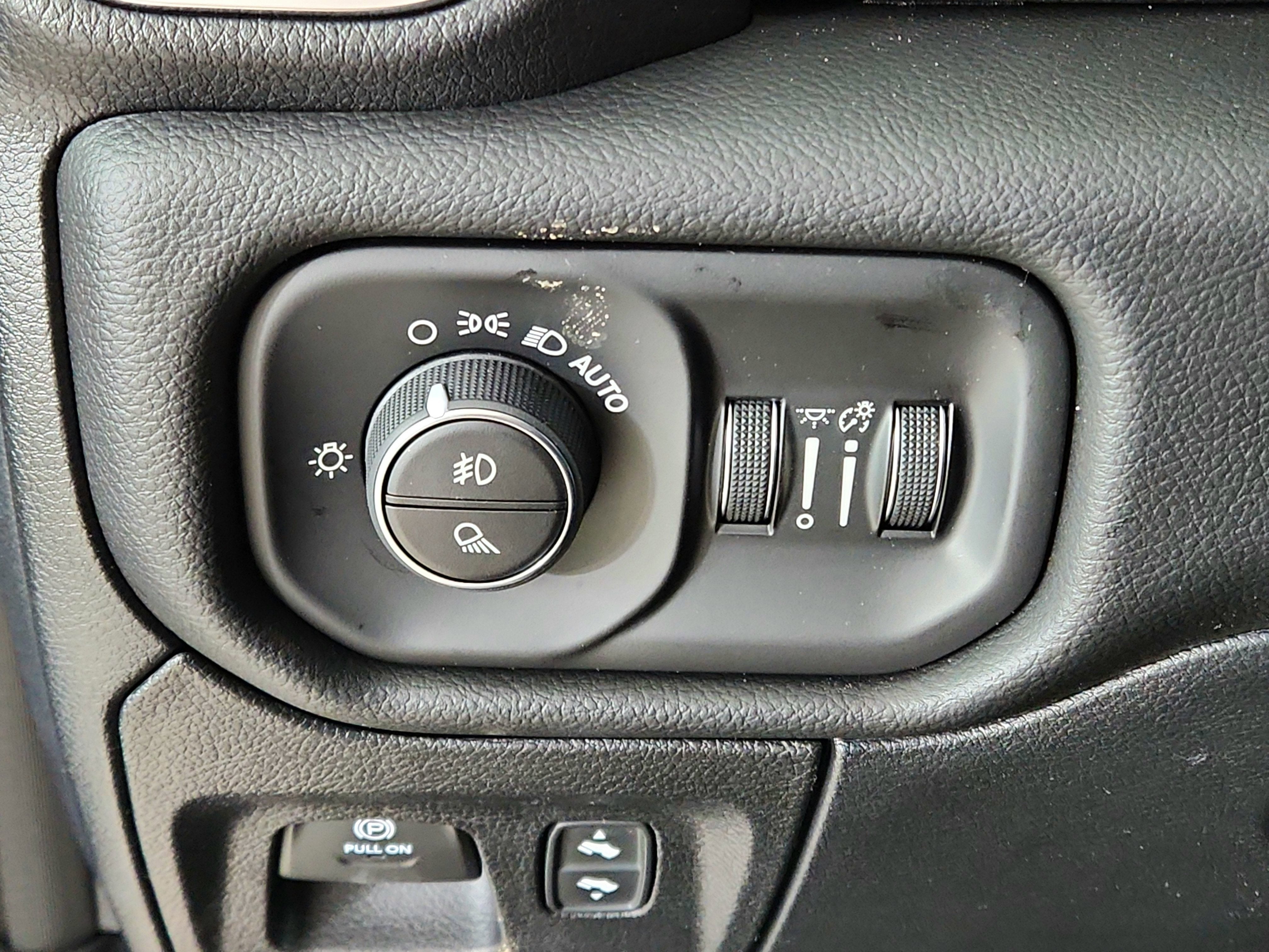 2026 RAM Ram 1500 RAM 1500 BIGHORN/LONESTAR CREW 4X4 (144.5 IN WB 5 FT 7 IN BOX)