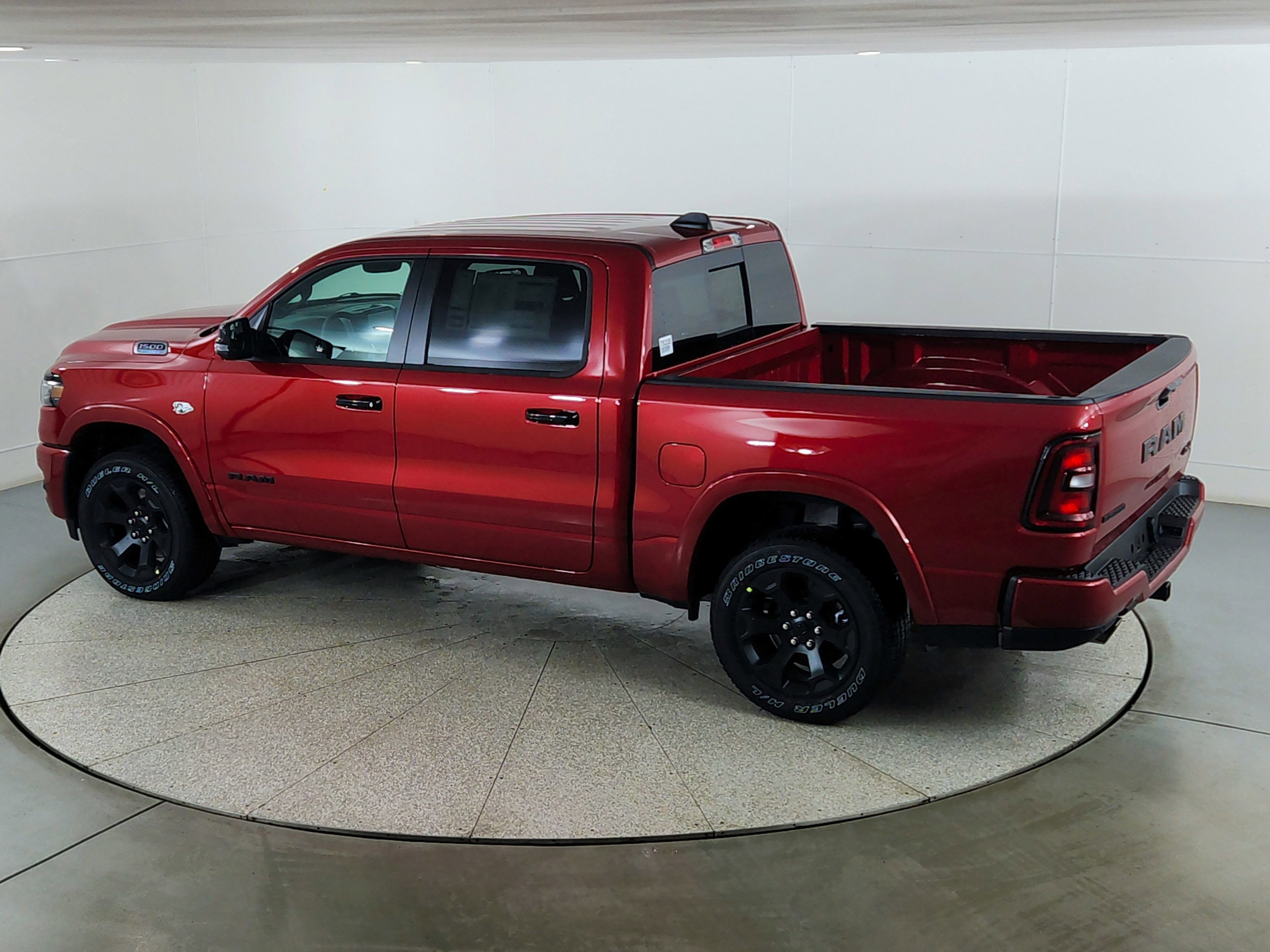 2026 RAM Ram 1500 RAM 1500 BIGHORN/LONESTAR CREW 4X4 (144.5 IN WB 5 FT 7 IN BOX)