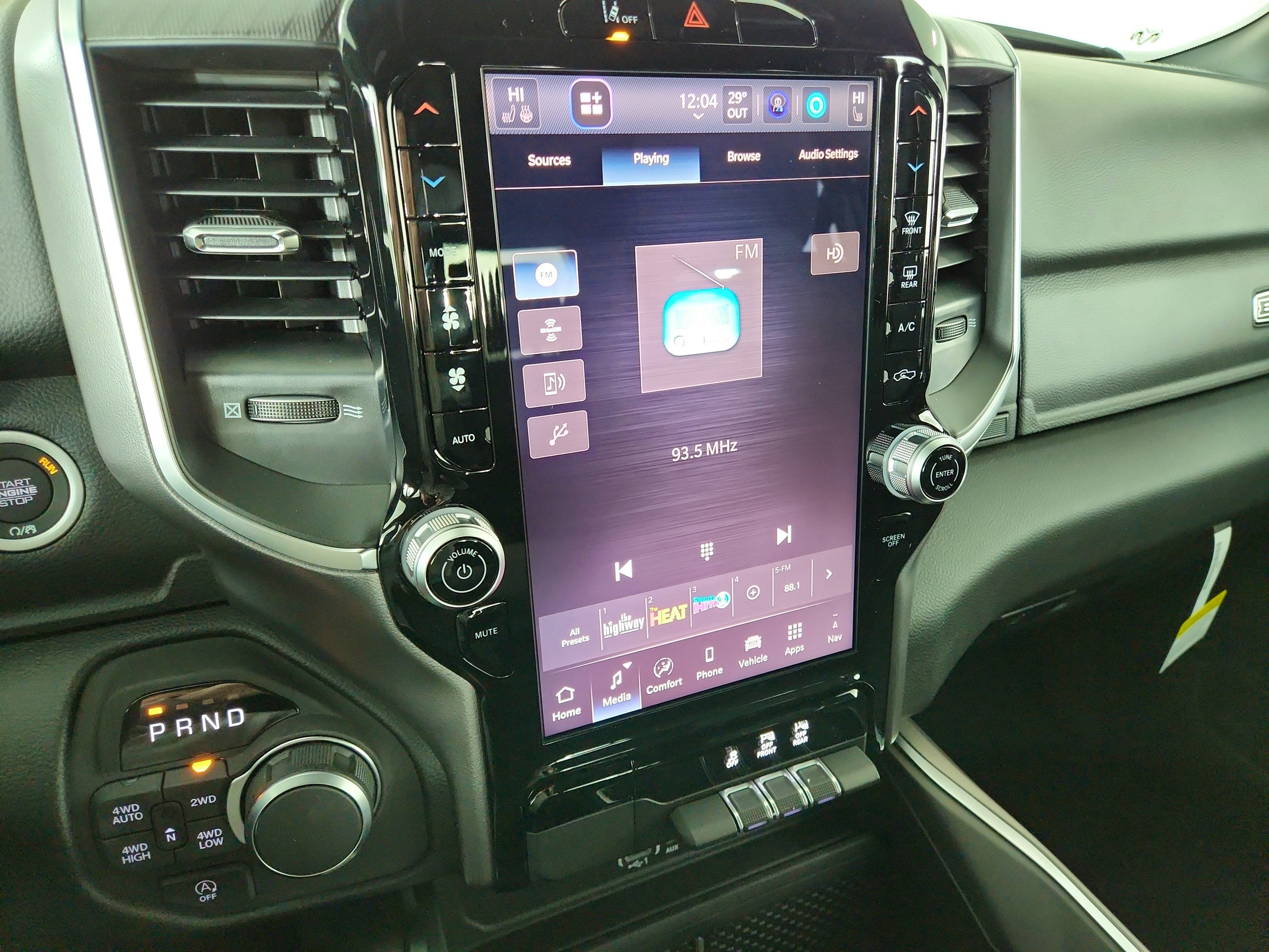 2026 RAM Ram 1500 RAM 1500 BIGHORN/LONESTAR CREW 4X4 (144.5 IN WB 5 FT 7 IN BOX)