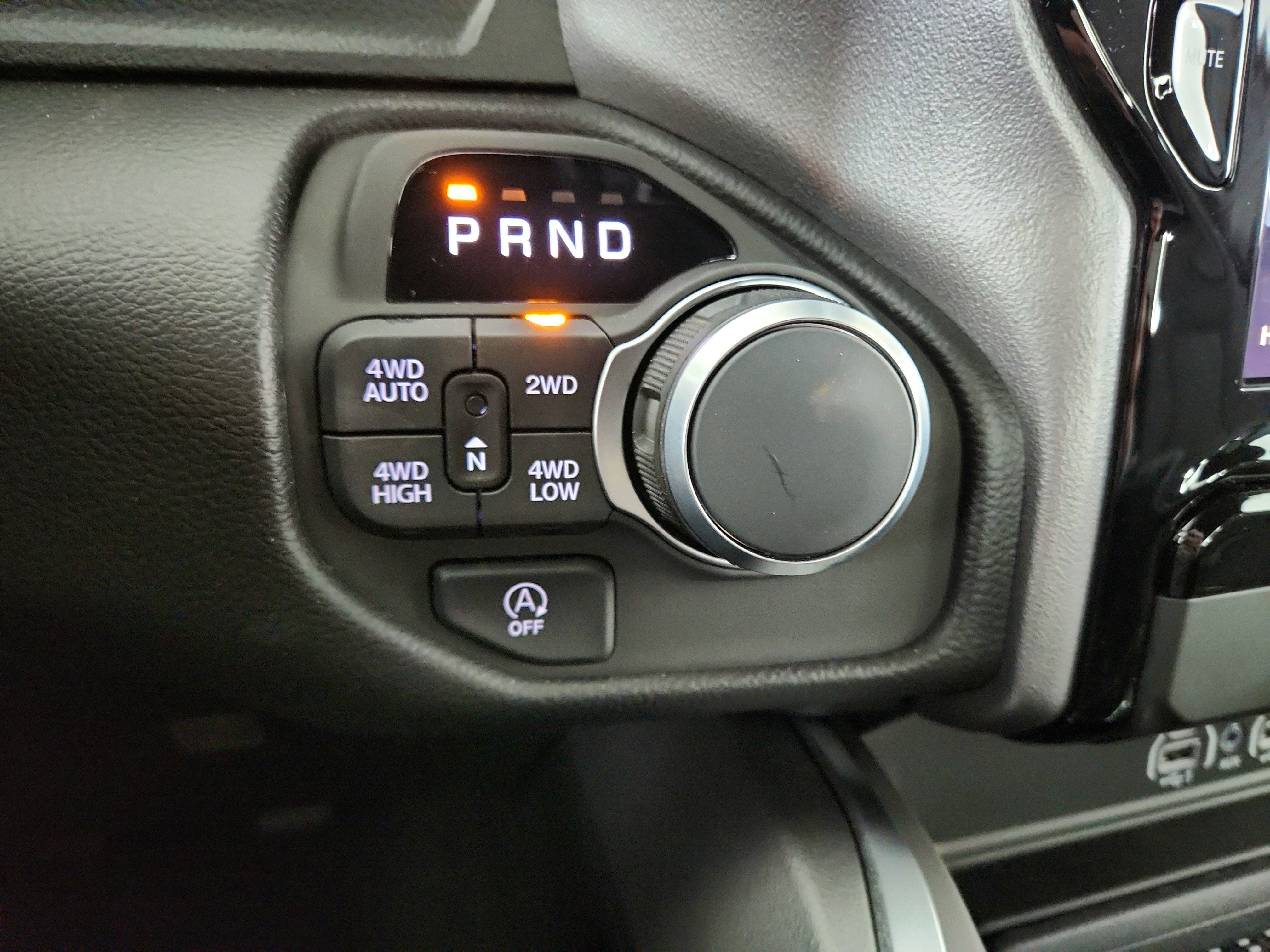 2026 RAM Ram 1500 RAM 1500 BIGHORN/LONESTAR CREW 4X4 (144.5 IN WB 5 FT 7 IN BOX)