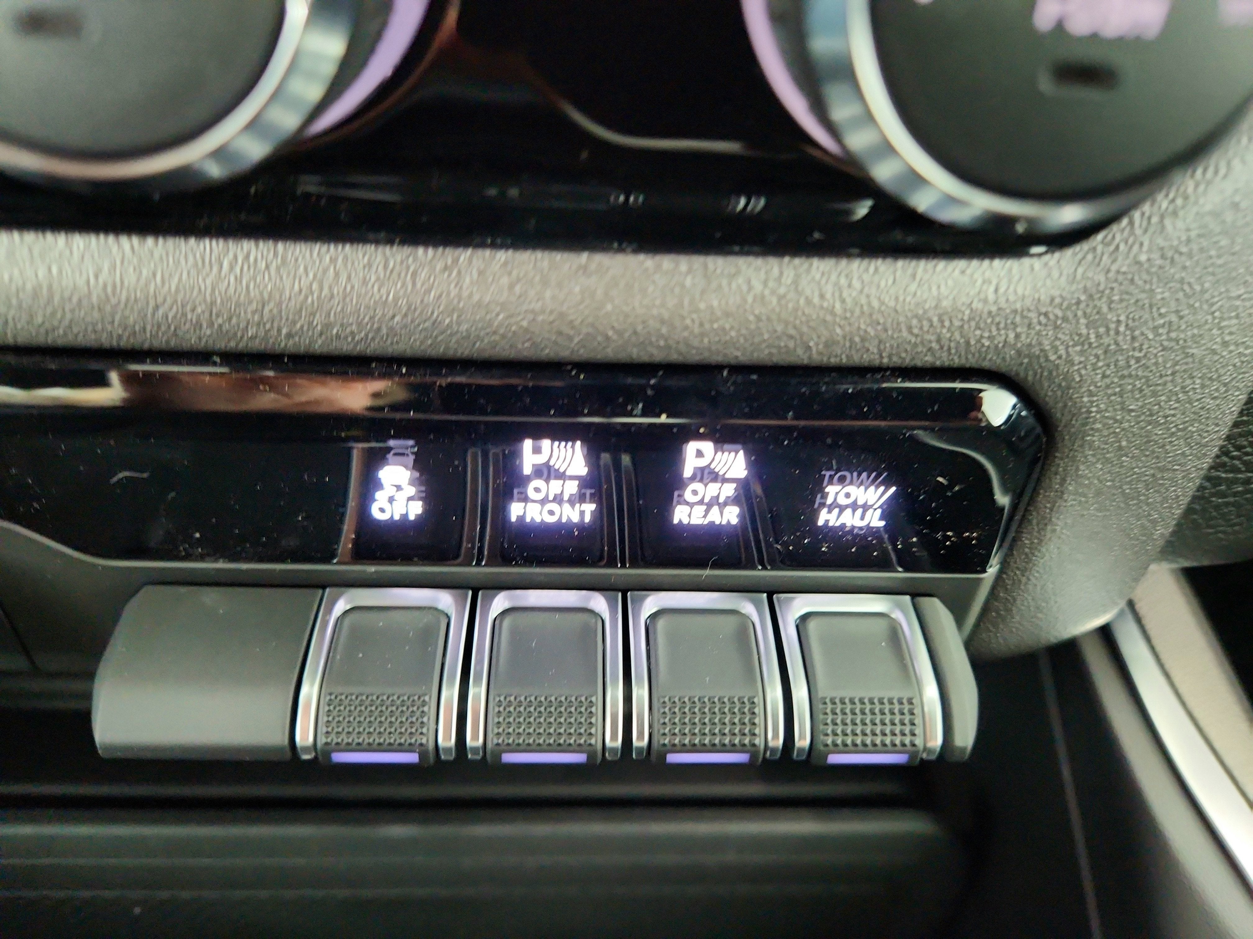 2026 RAM Ram 1500 RAM 1500 BIGHORN/LONESTAR CREW 4X4 (144.5 IN WB 5 FT 7 IN BOX)