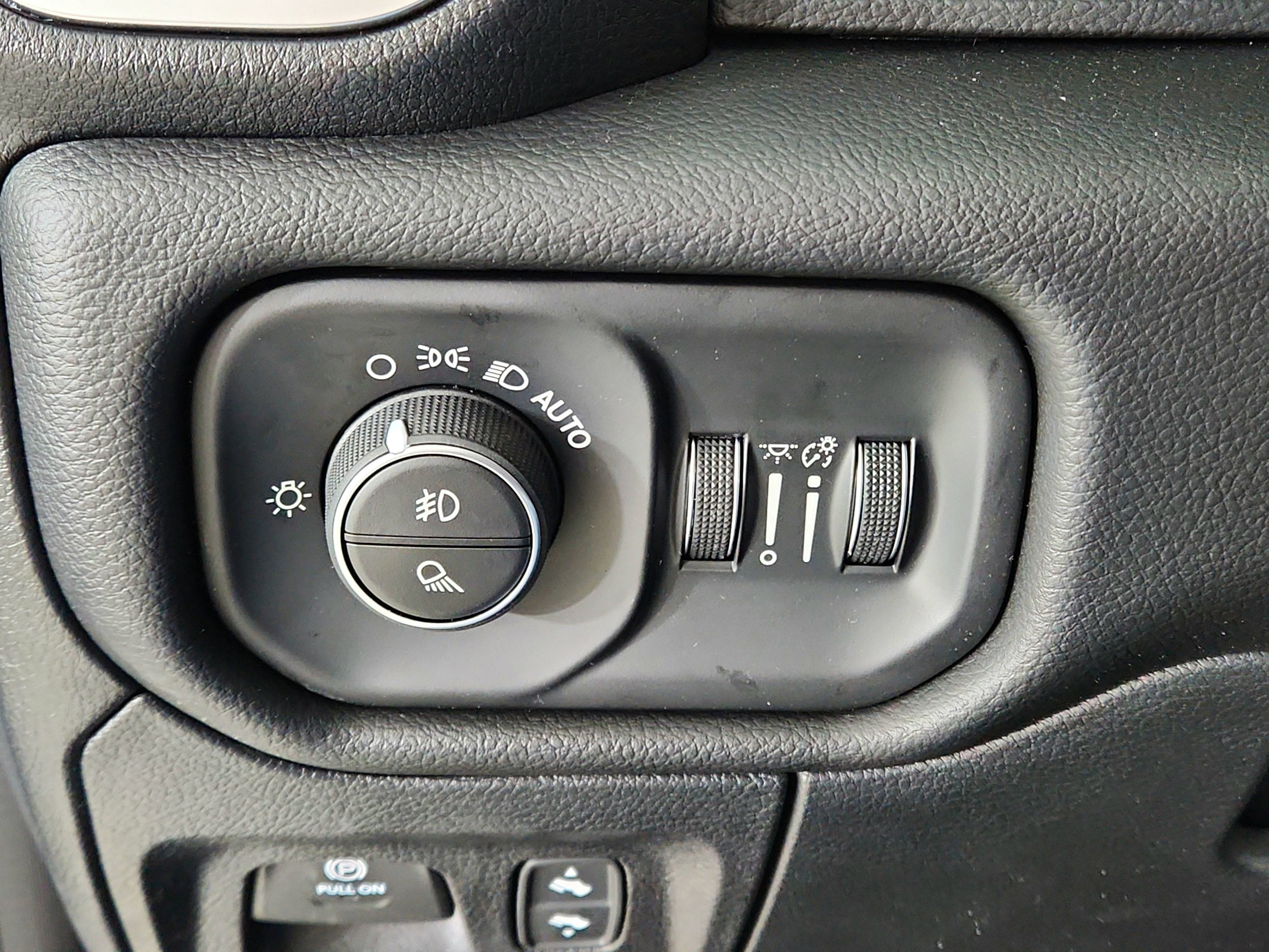 2026 RAM Ram 1500 RAM 1500 BIGHORN/LONESTAR CREW 4X4 (144.5 IN WB 5 FT 7 IN BOX)