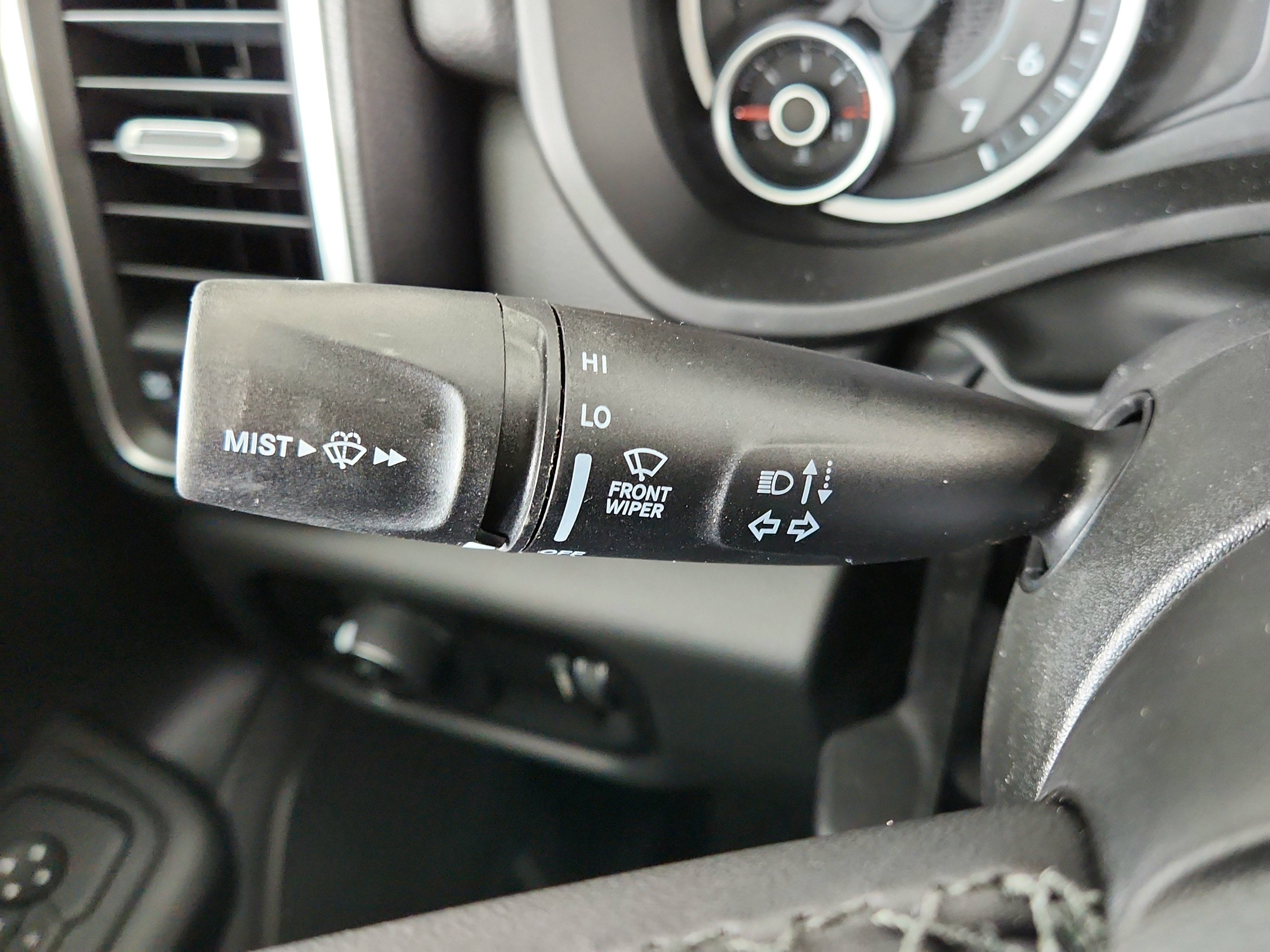 2026 RAM Ram 1500 RAM 1500 BIGHORN/LONESTAR CREW 4X4 (144.5 IN WB 5 FT 7 IN BOX)