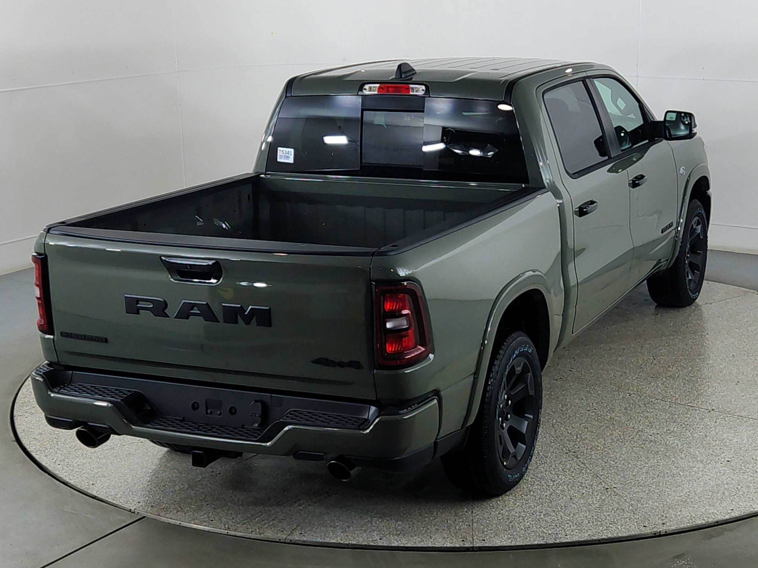 2026 RAM Ram 1500 RAM 1500 BIGHORN/LONESTAR CREW 4X4 (144.5 IN WB 5 FT 7 IN BOX)